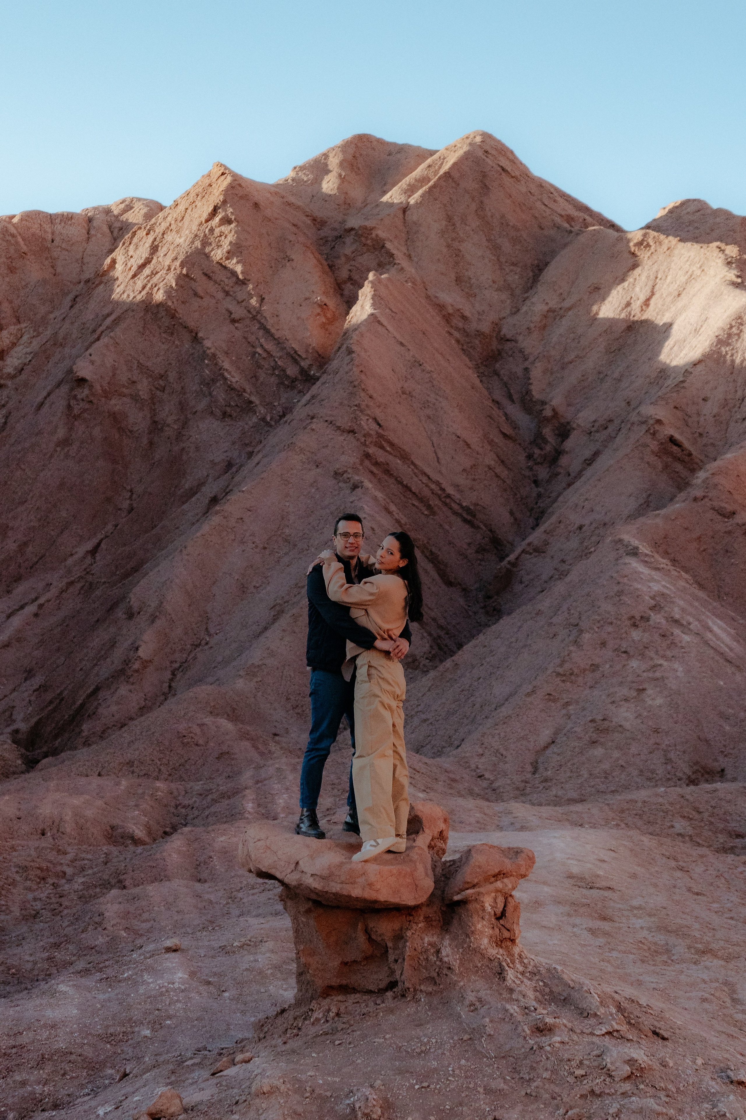 Sessão casual no Vale dos Cogumelos. Fotógrafo em San Pedro de Atacama