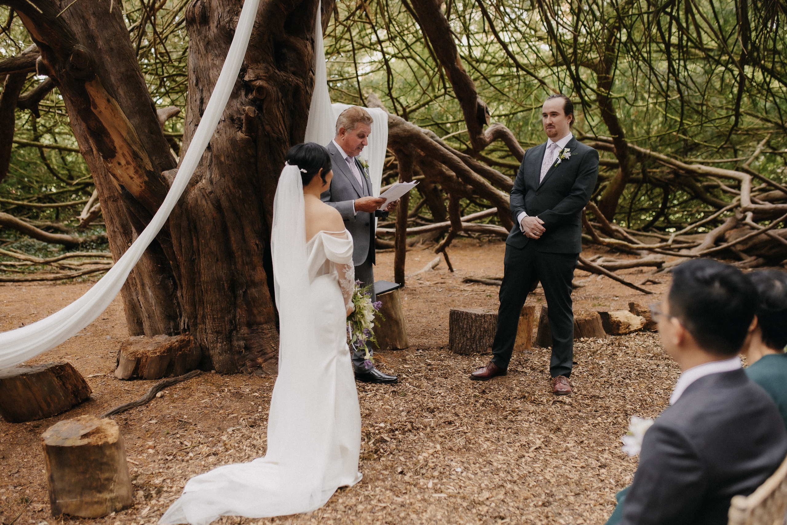 Matthew and Trinh. Wedding and Portrait Photographer Evie Moon