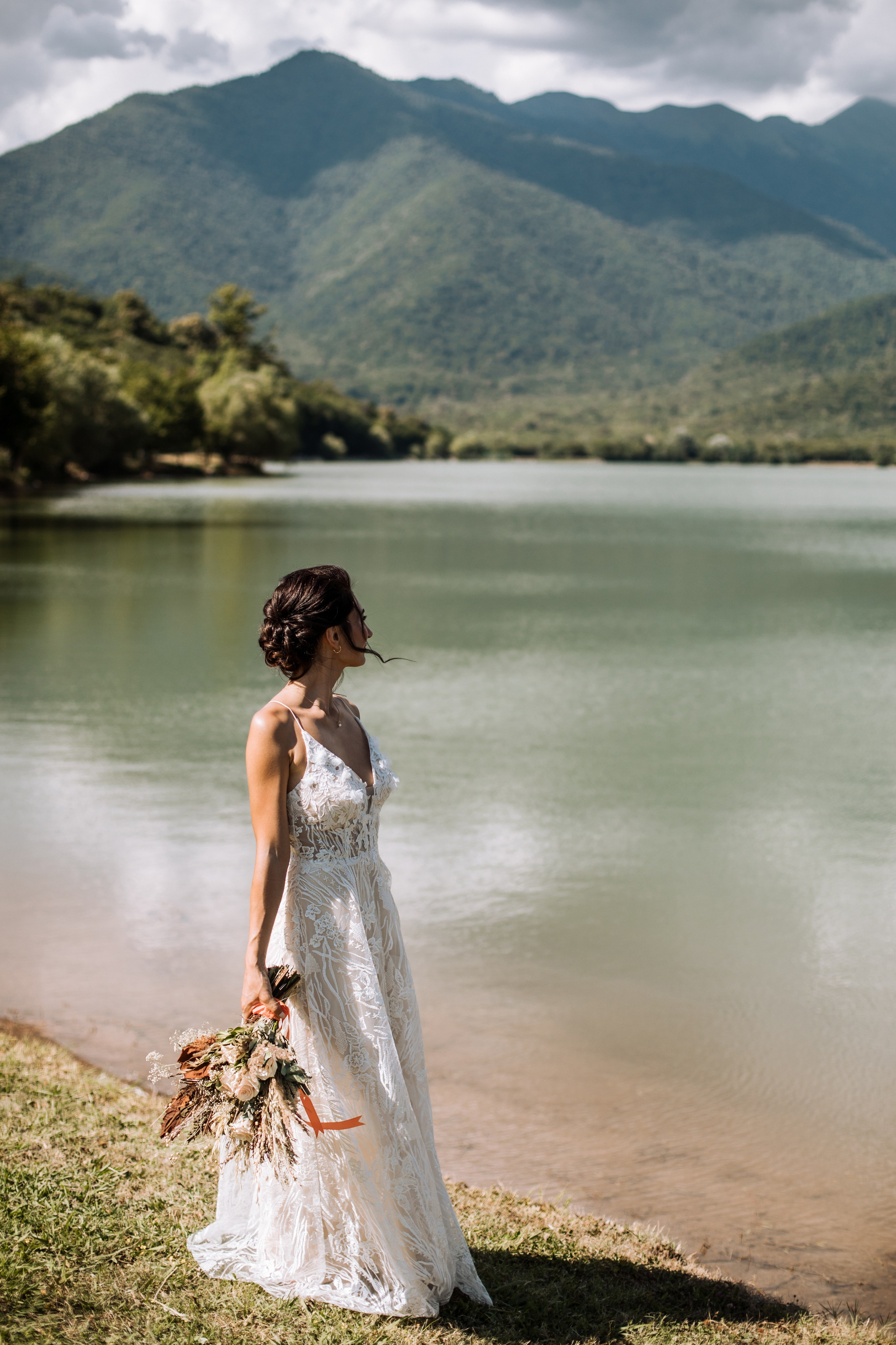 Yasha & Yehana. Wedding photographer in Georgia