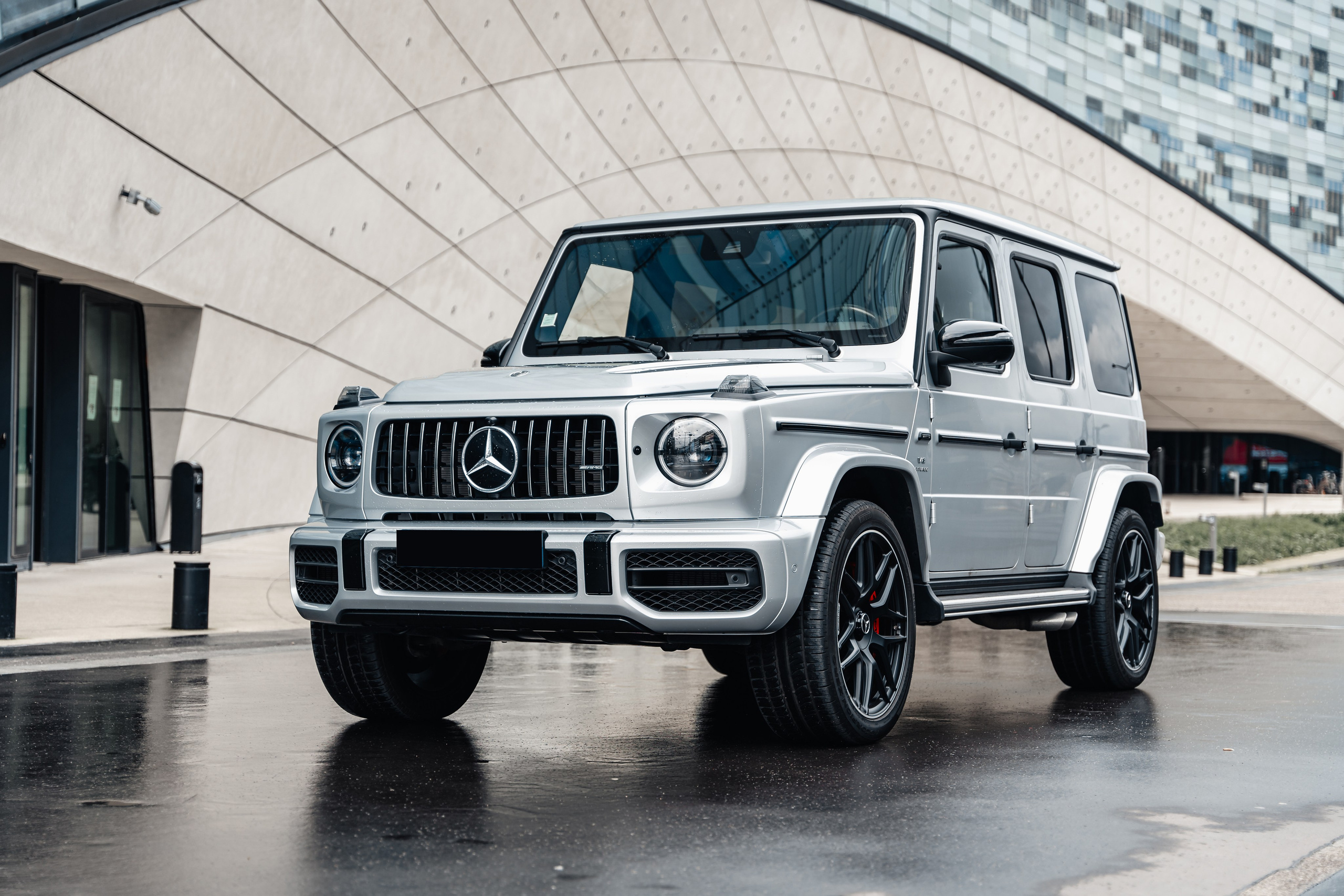 Mercedes-Benz G63 AMG. Photographer in Paris — Vitalii Motruk