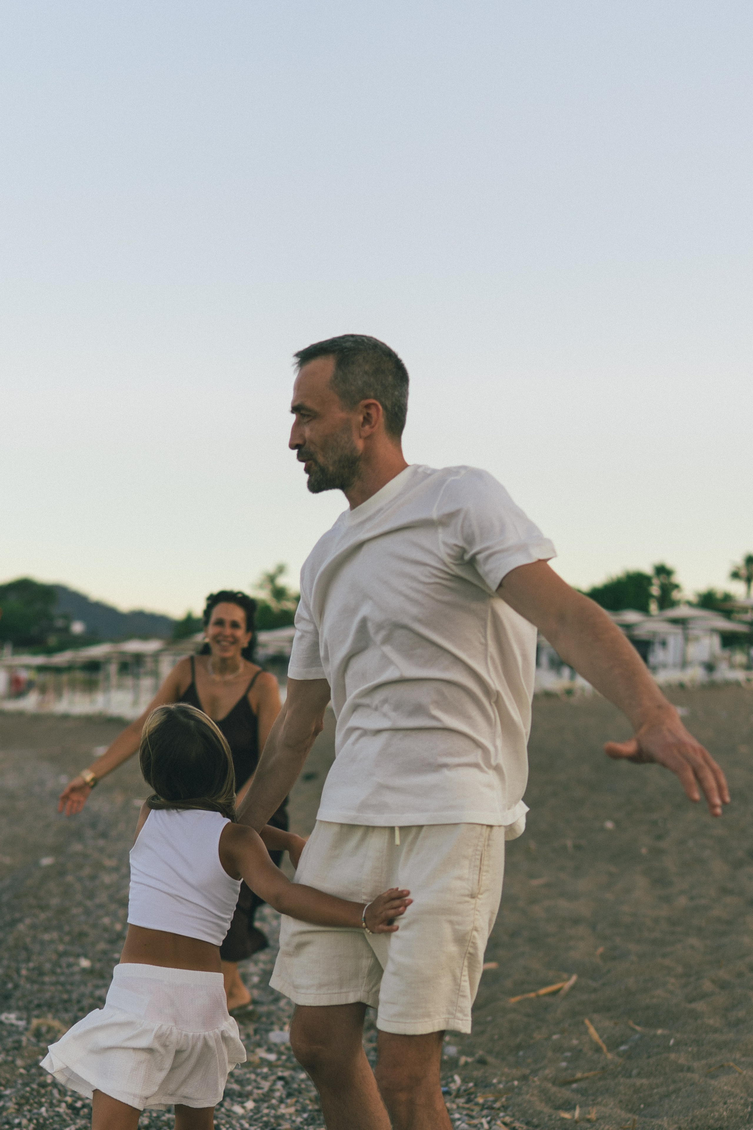 Оля, Слава и Лера. Family photographer in Oviedo — Yana Razina