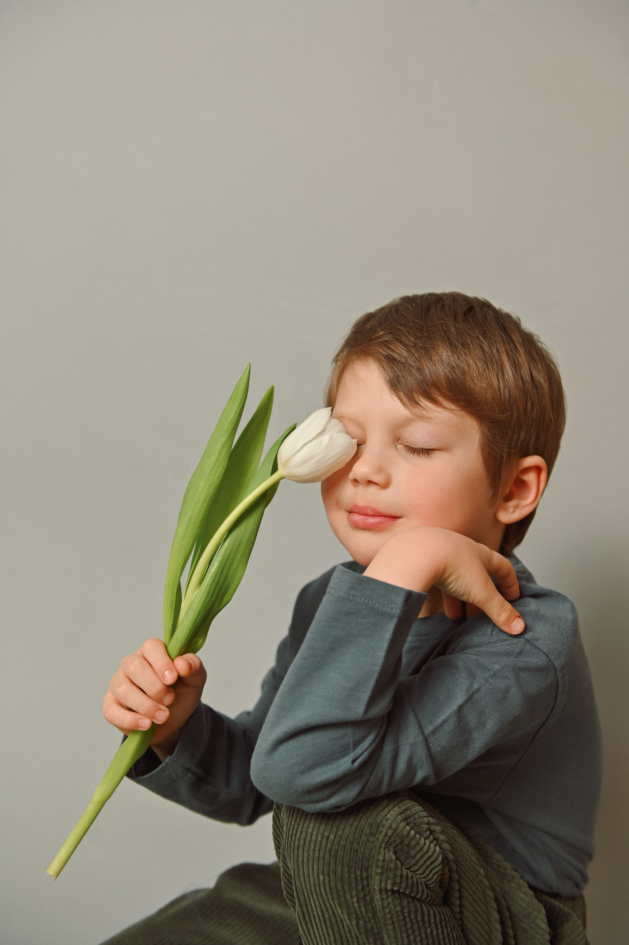 Весенние цветы. Детский и семейный фотограф в финляндии дина пулкка. контент фотограф