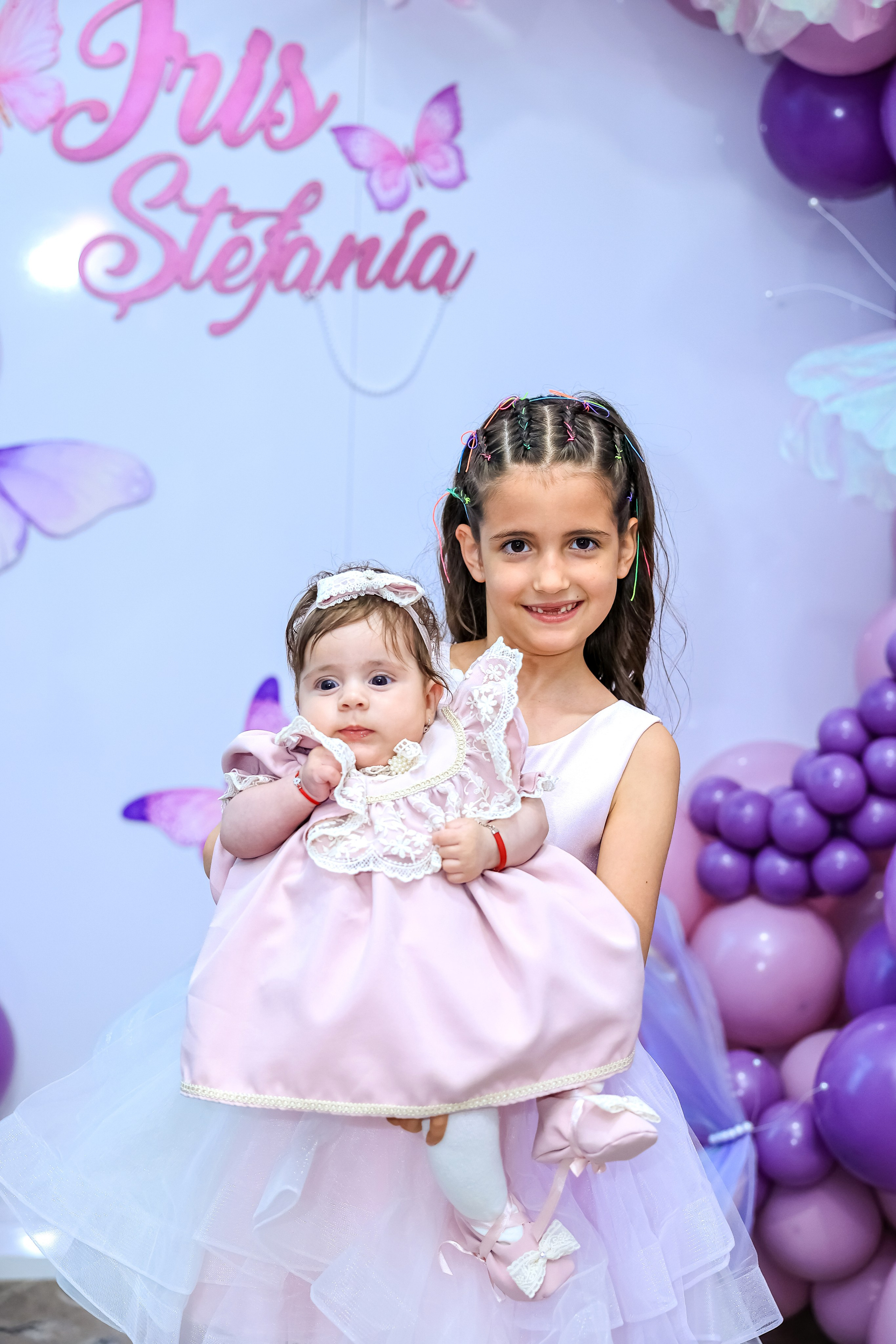 Iris Stefania. Moments By Gub