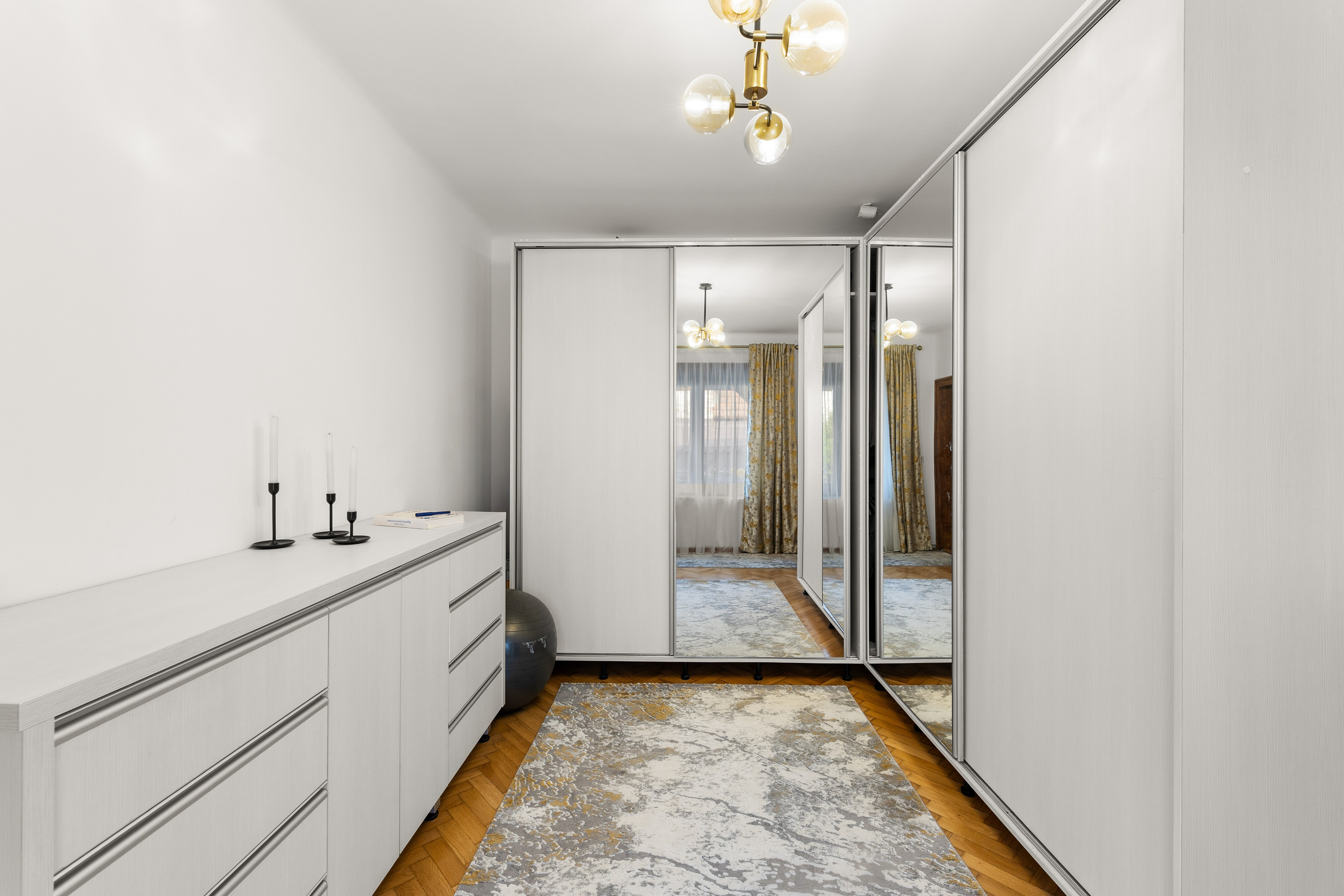 INTERIOR - REALESTATE. Samuel Ciobanu