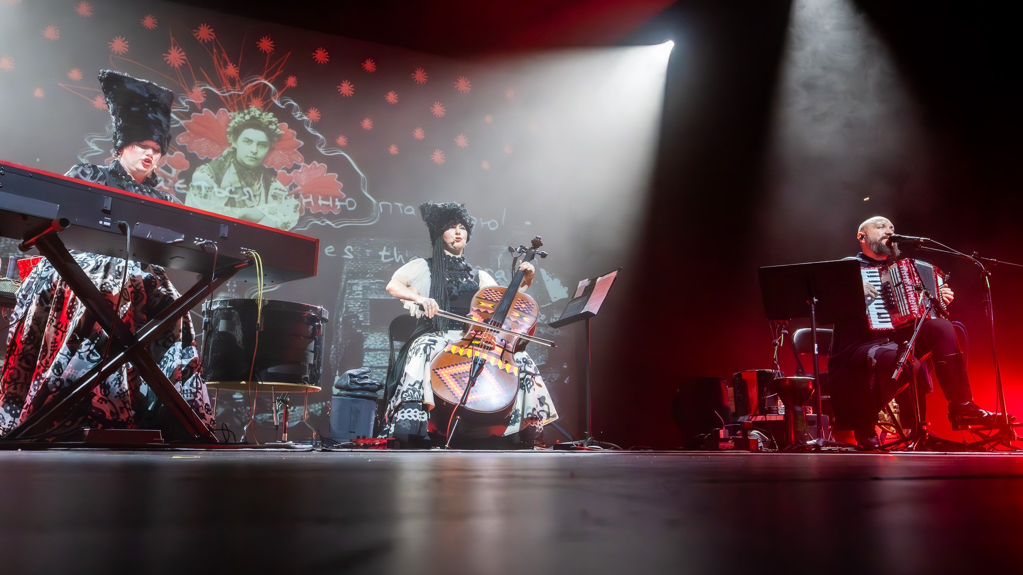 DAKHA BRAKHA / SAN FRANCISCO / 2026. Reportage concert portrait photography in the San Francisco Bay Area