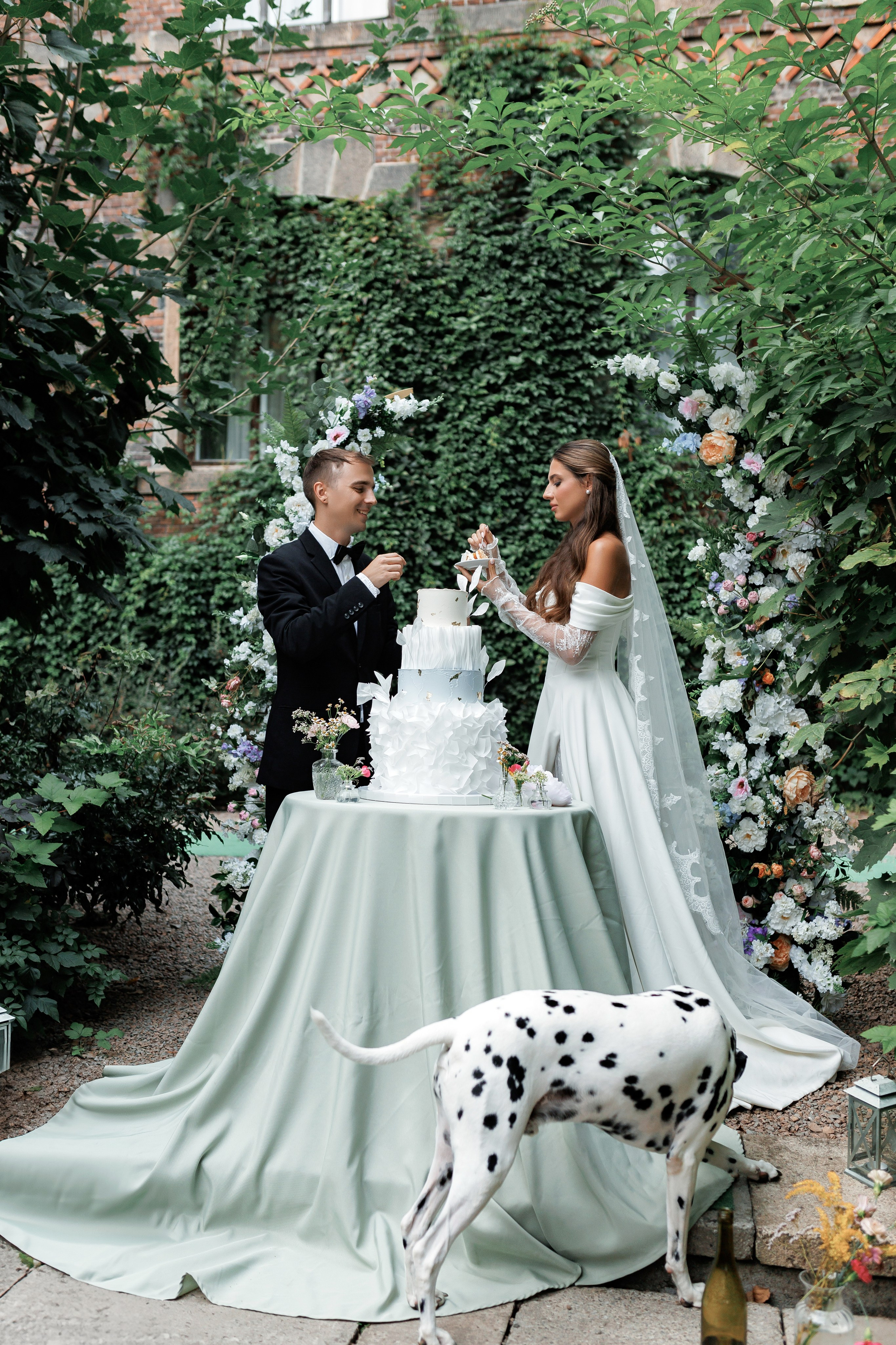 Palac Zelenskich. Fotograf ślubny i rodzinny w Krakowie Yana Klymova