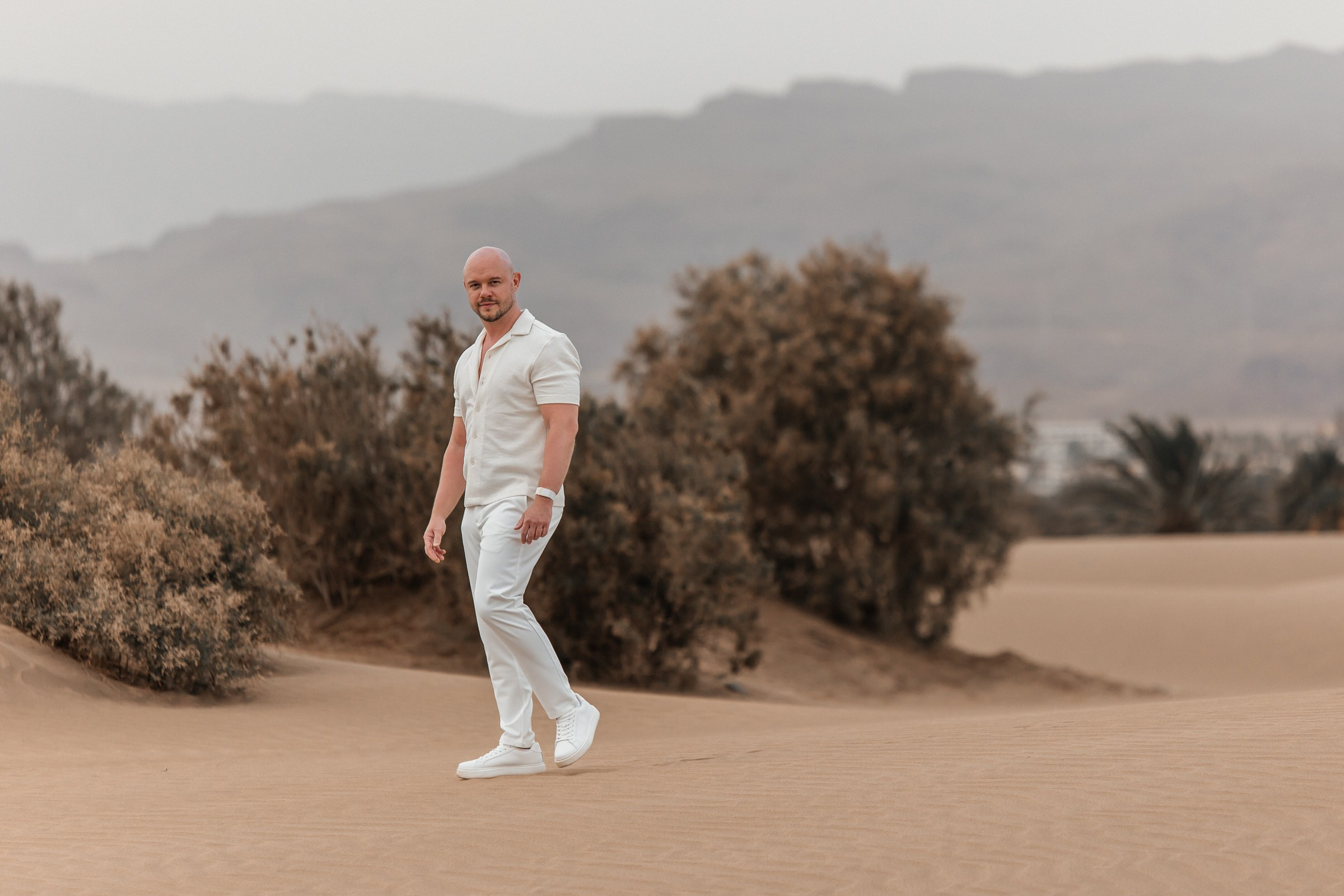 Walking Portrait Dunas Maspalomas Gran Canaria