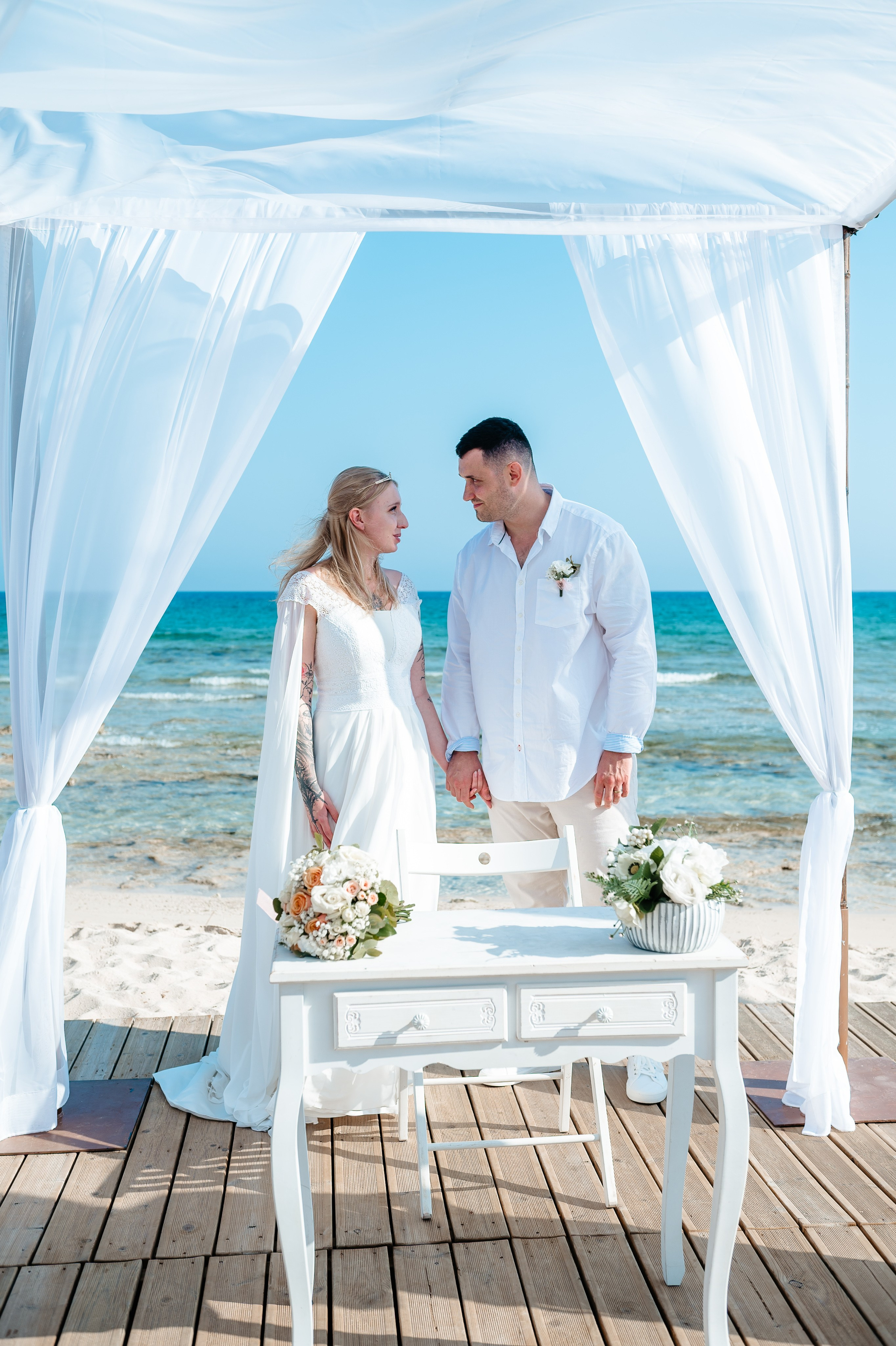 Ceremony sirens beach. AdrianOltean.wfolio.pro