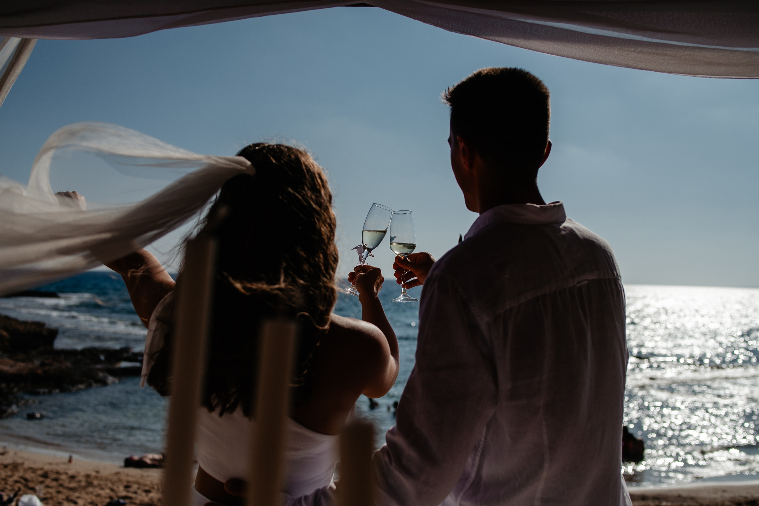 Beach ceremony. AdrianOltean.wfolio.pro