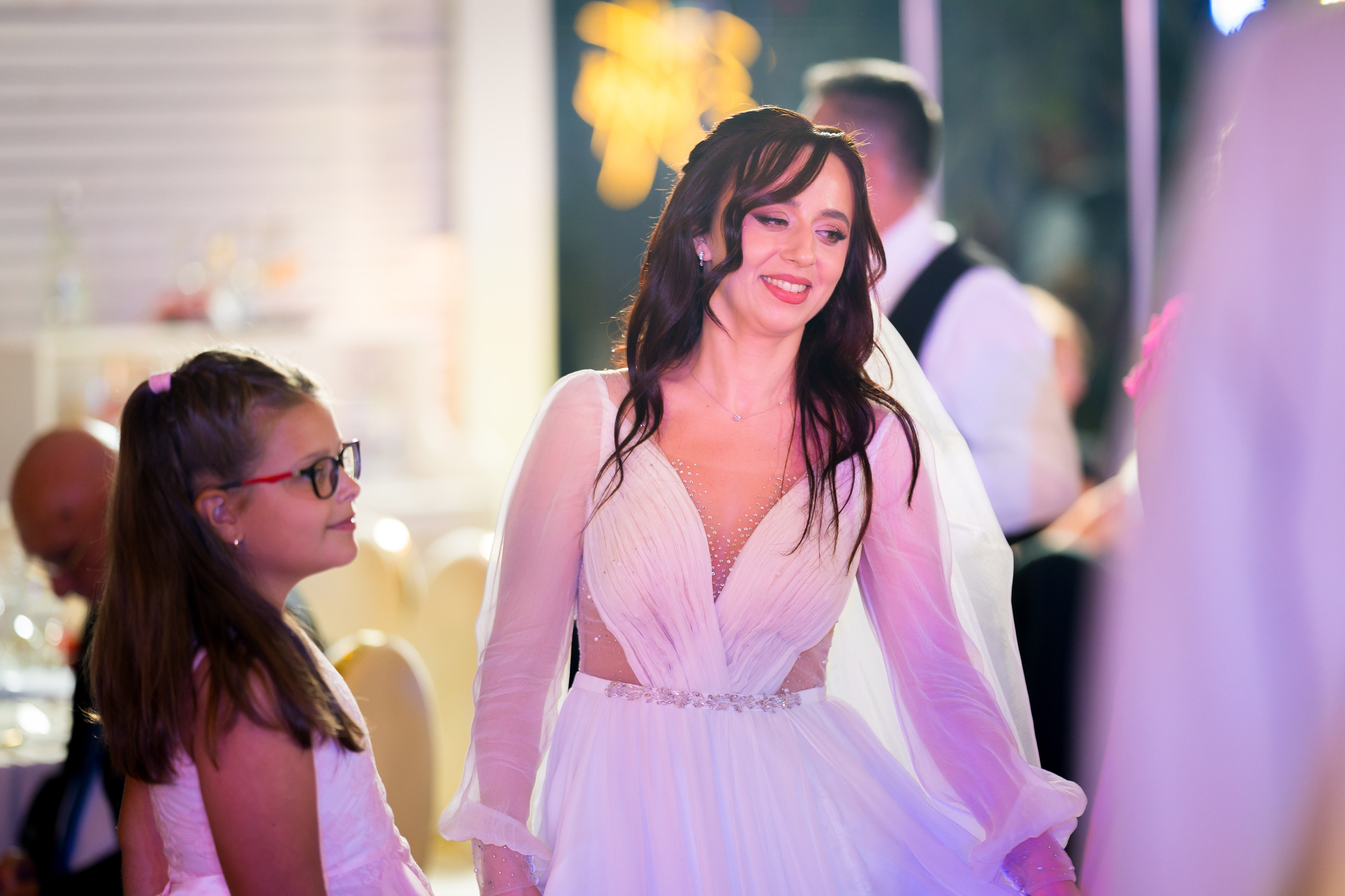 PARTY. Gabriel Florea — Fotograf nuntă București