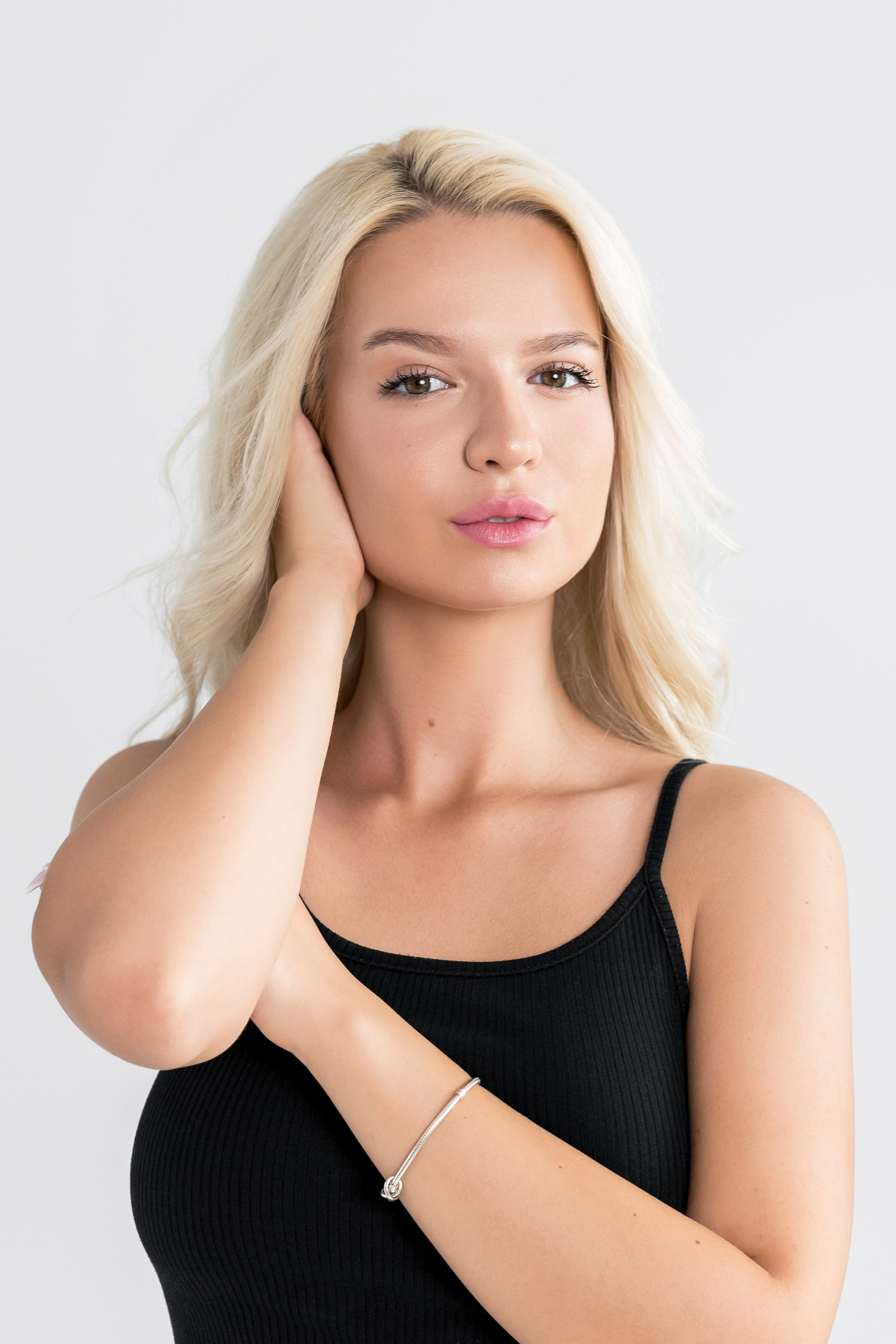 Professional studio portrait in Belgrade with soft lighting, Artistic studio portrait session in Belgrade, Serbia, Studio portrait with professional lighting setup, Elegant portrait taken in a photography studio in Belgrade