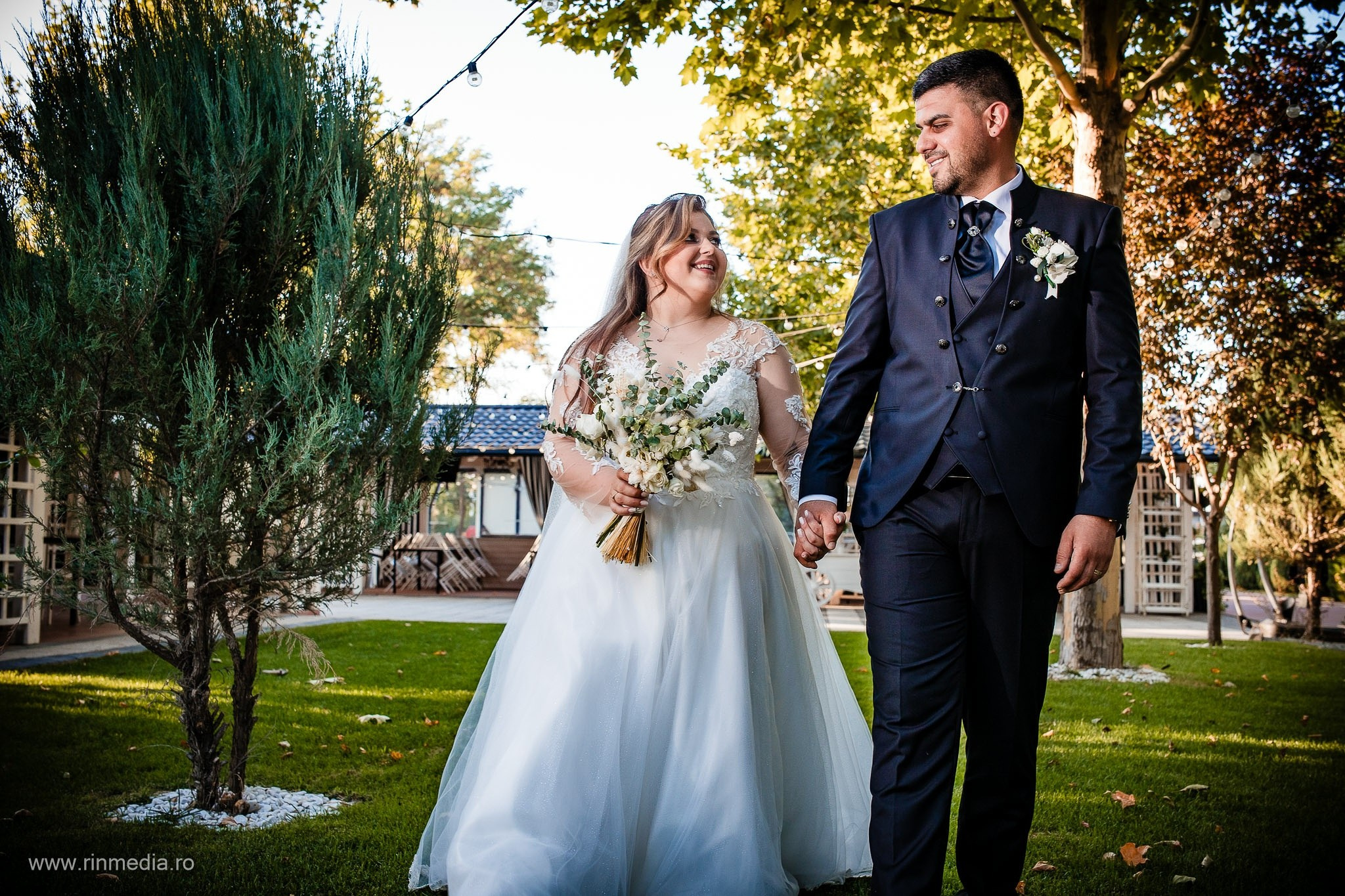 Roxana & Victor. Fotograf de Nunta Focsani
