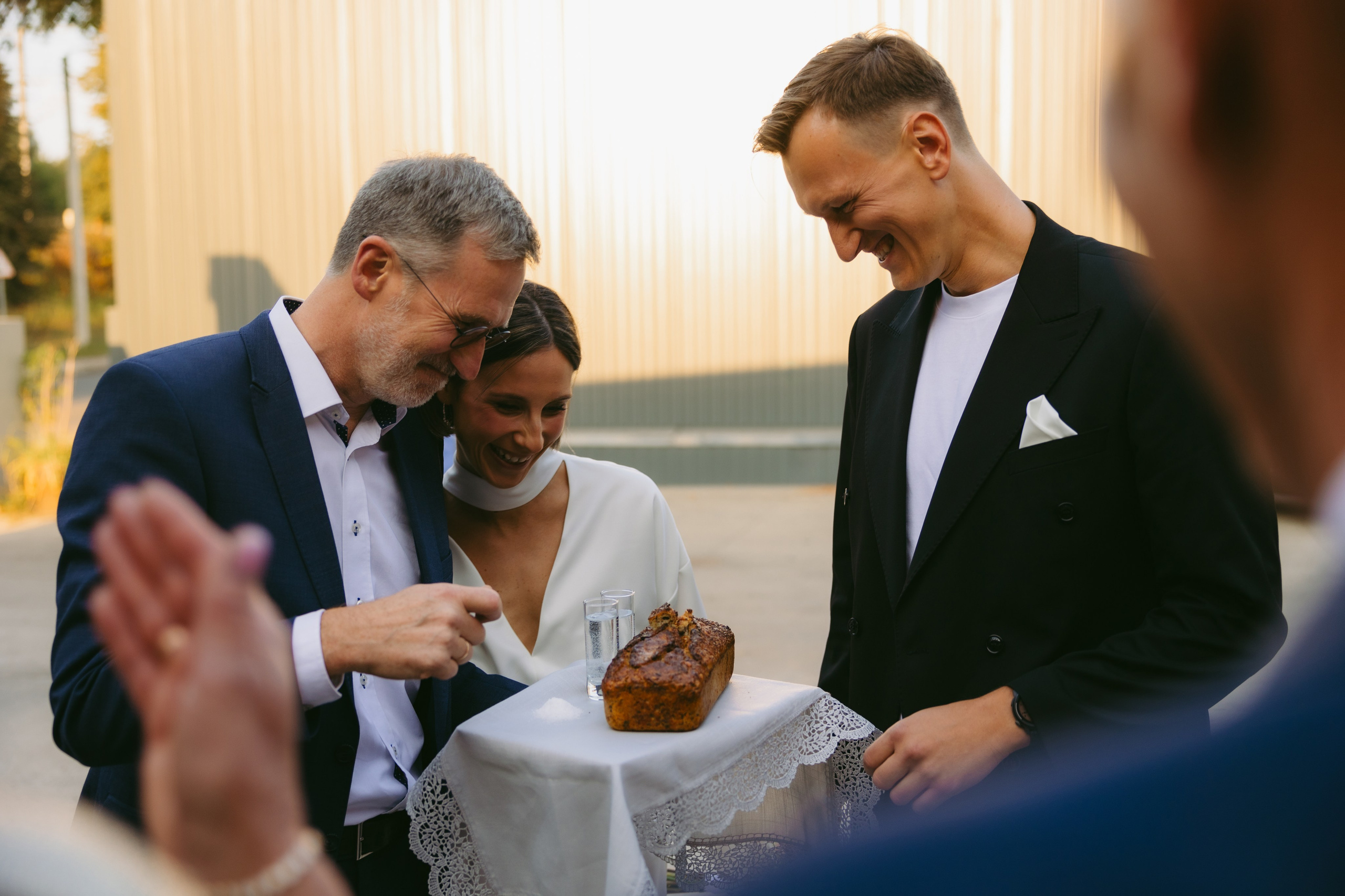 Miglė ir Mindaugas | 2024 | MIESTO VESTUVĖS. Vestuvių ir šeimų fotografė Lena Bondarenko / belove photo