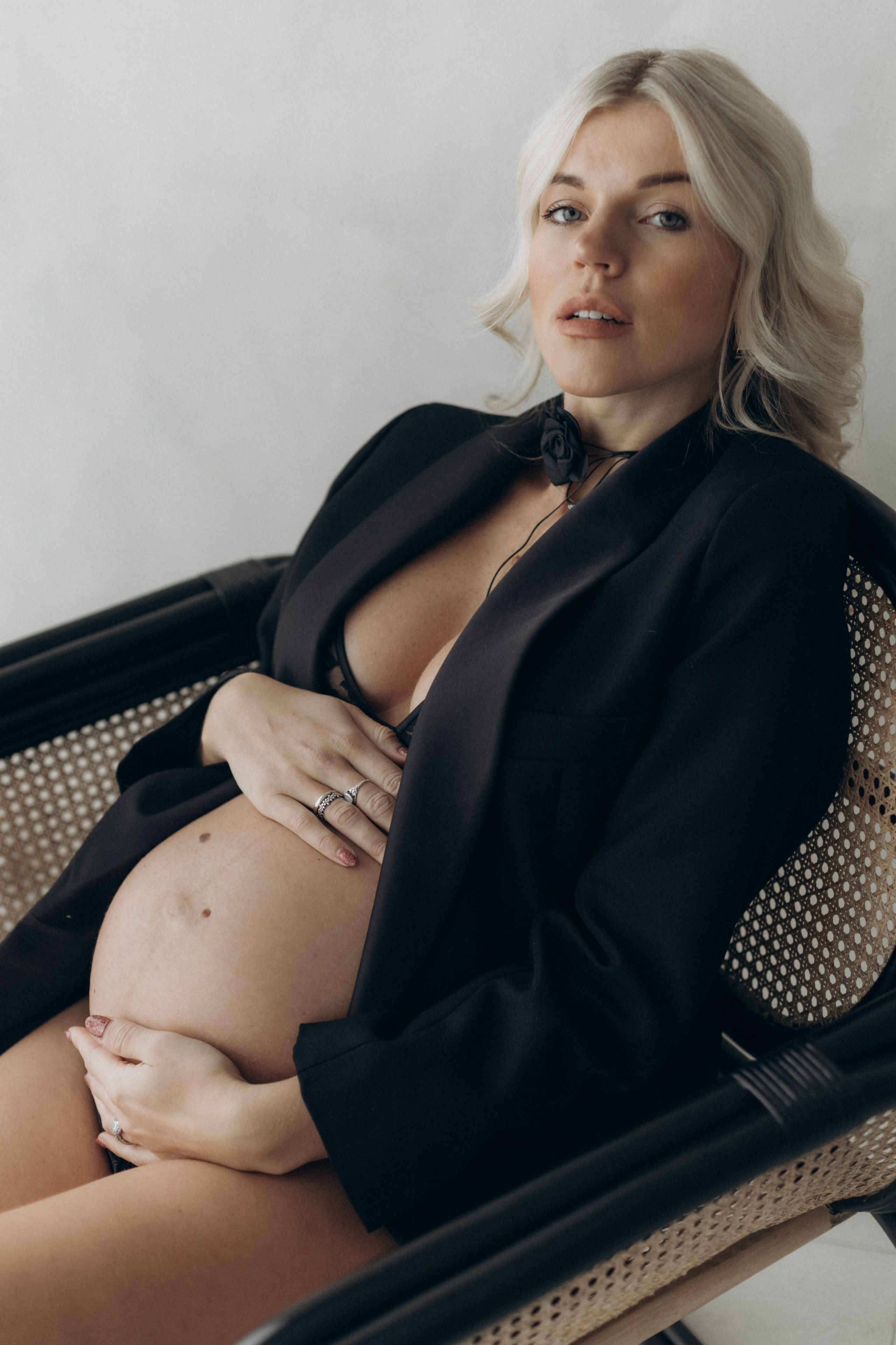 Pregnancy. Photographer in Milton Keynes, Northampton & London — Wedding, Family & Portrait Photography