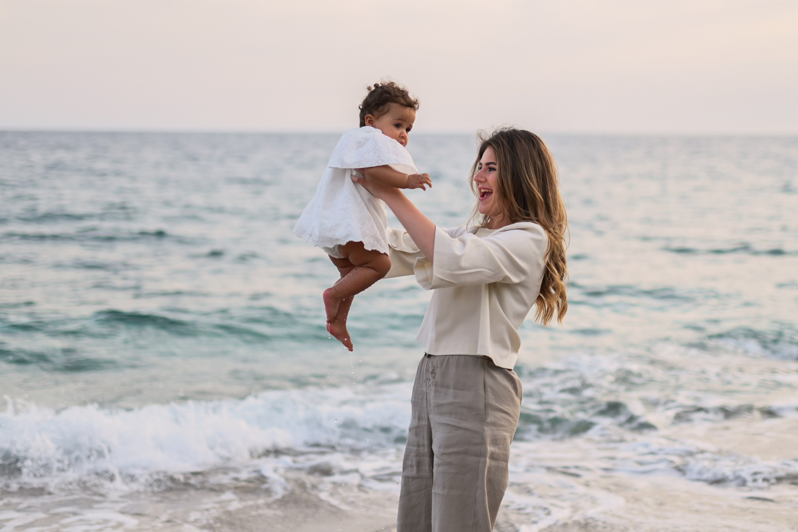 Семейная съемка на пляже Улаш. Фотограф в Алании (Аланье), Сиде, Манавгате. Турция