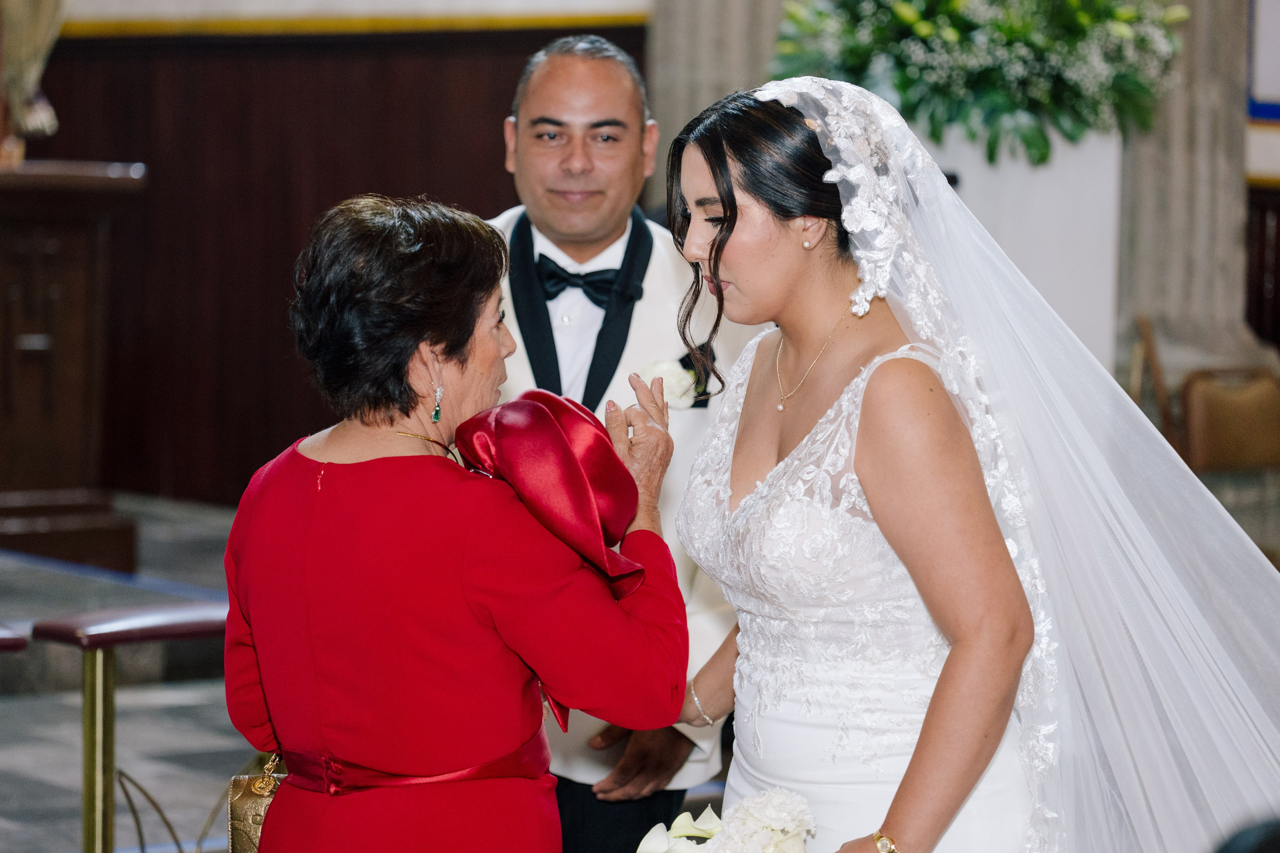 Alejandra y Salvador. Principal