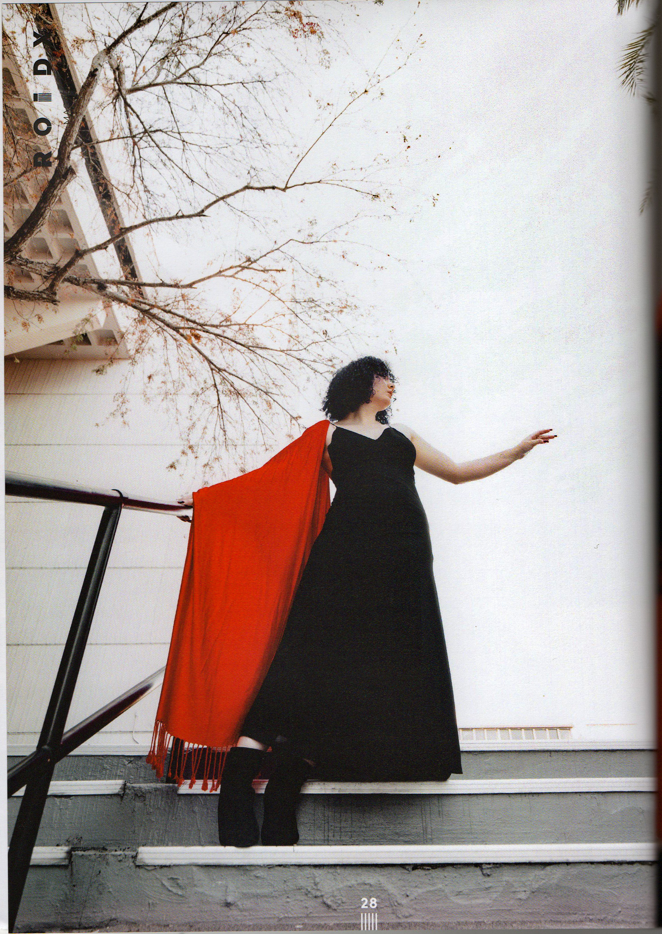 Roidx Magazine May 2022. Portrait and graduation photographer Marina Simanava