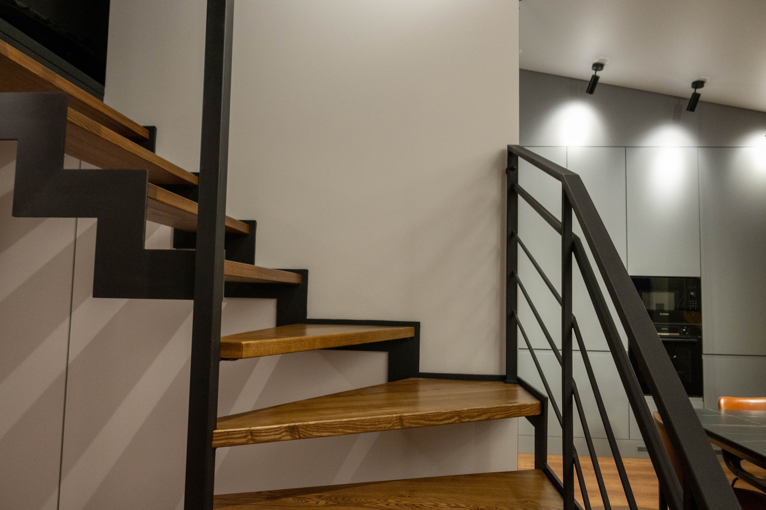 The apartment is on two levels. Fotograf Dmitrii Donets