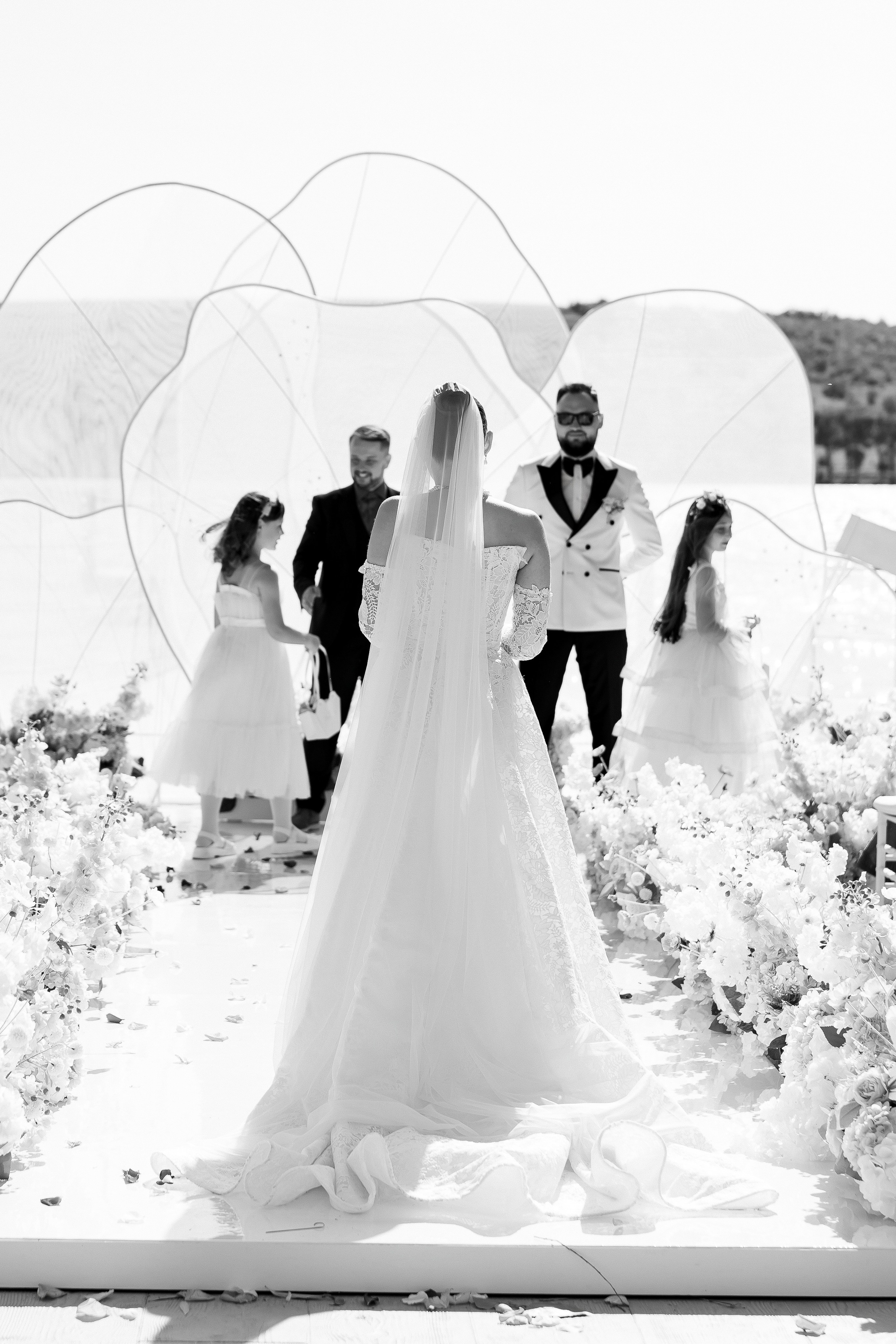 Florin & Corina — Complexul Turistic Costesti — Wedding Day. Servicii Foto și Video 067188353