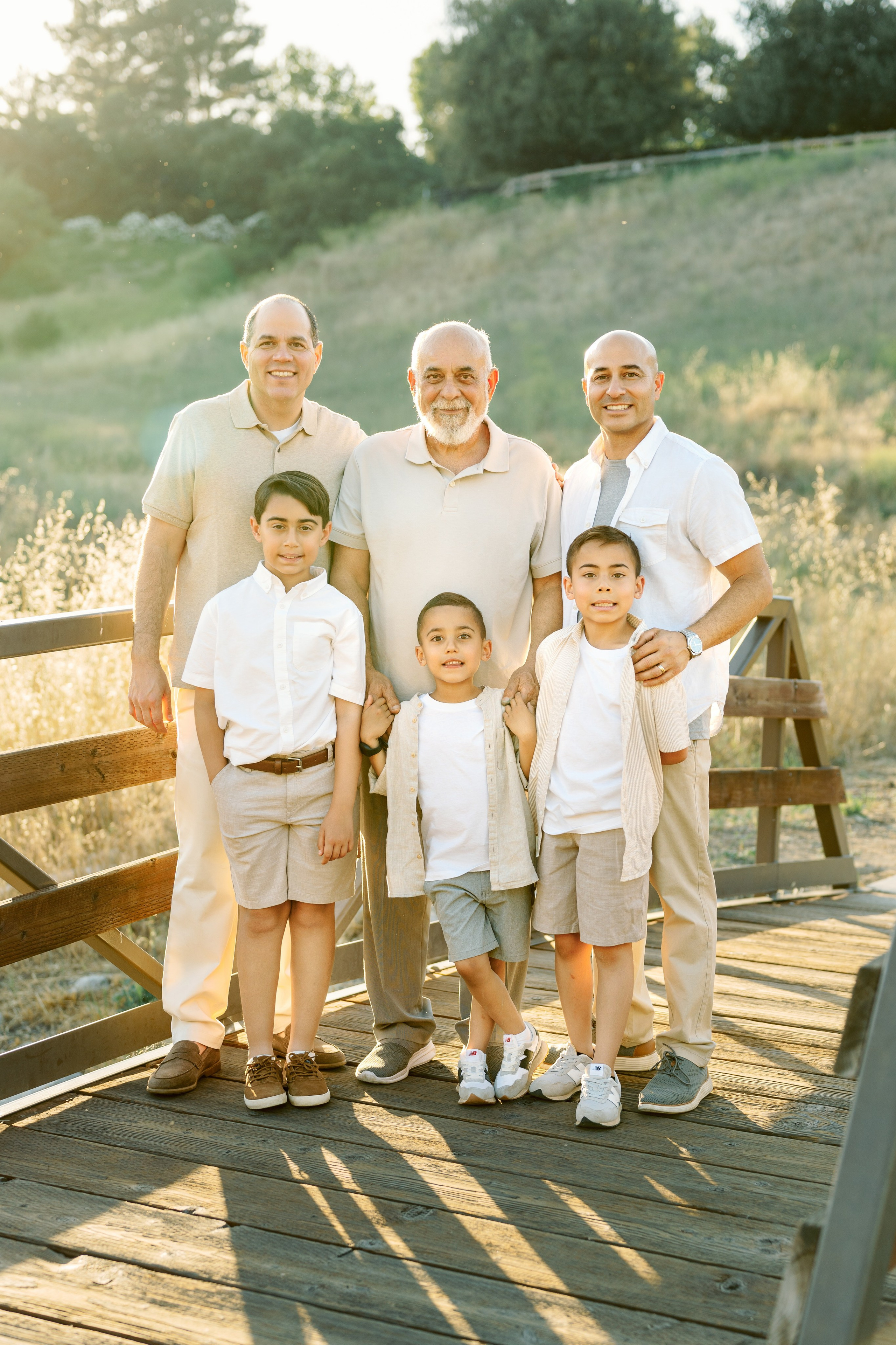 California, Los Angeles, Santa Clarita Family Photoshoot. Wedding Photography & Videography Team in California, Los Angeles, San Francisco, San Diego and Travel