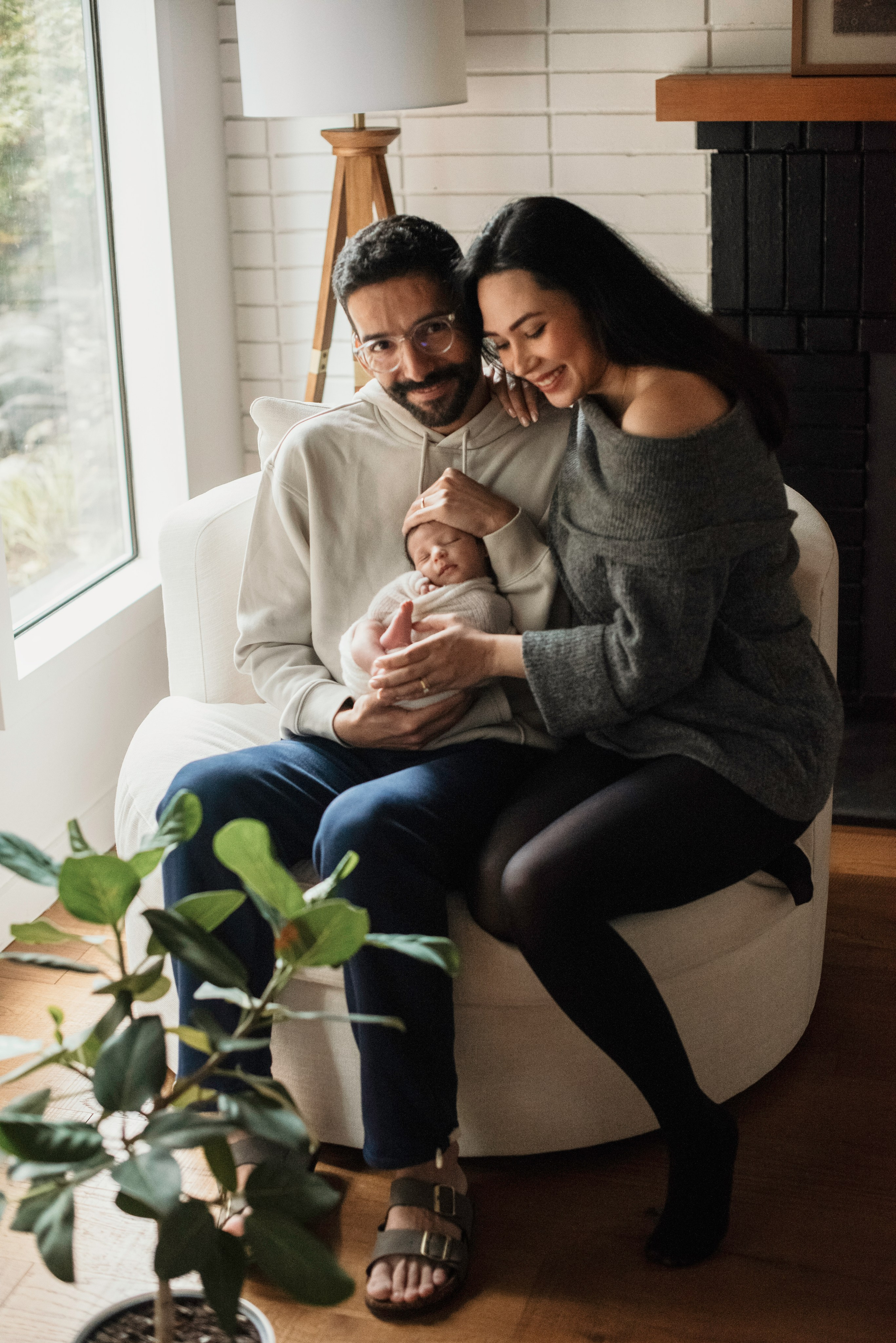Koosha, 10 days. Newborn, pregnancy, family photographer in New Jersey