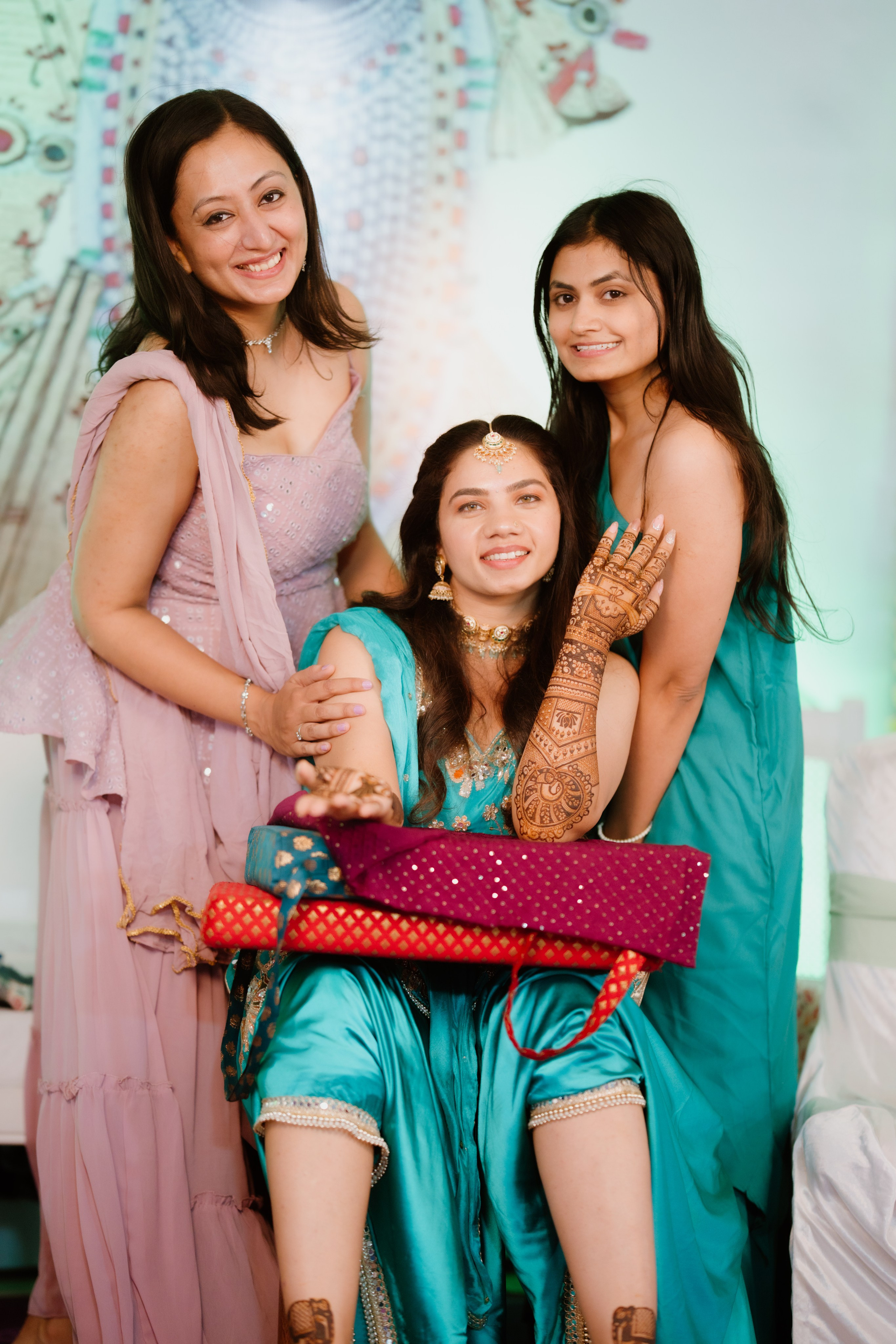 WEDDINGS. Love Emotions Weddings