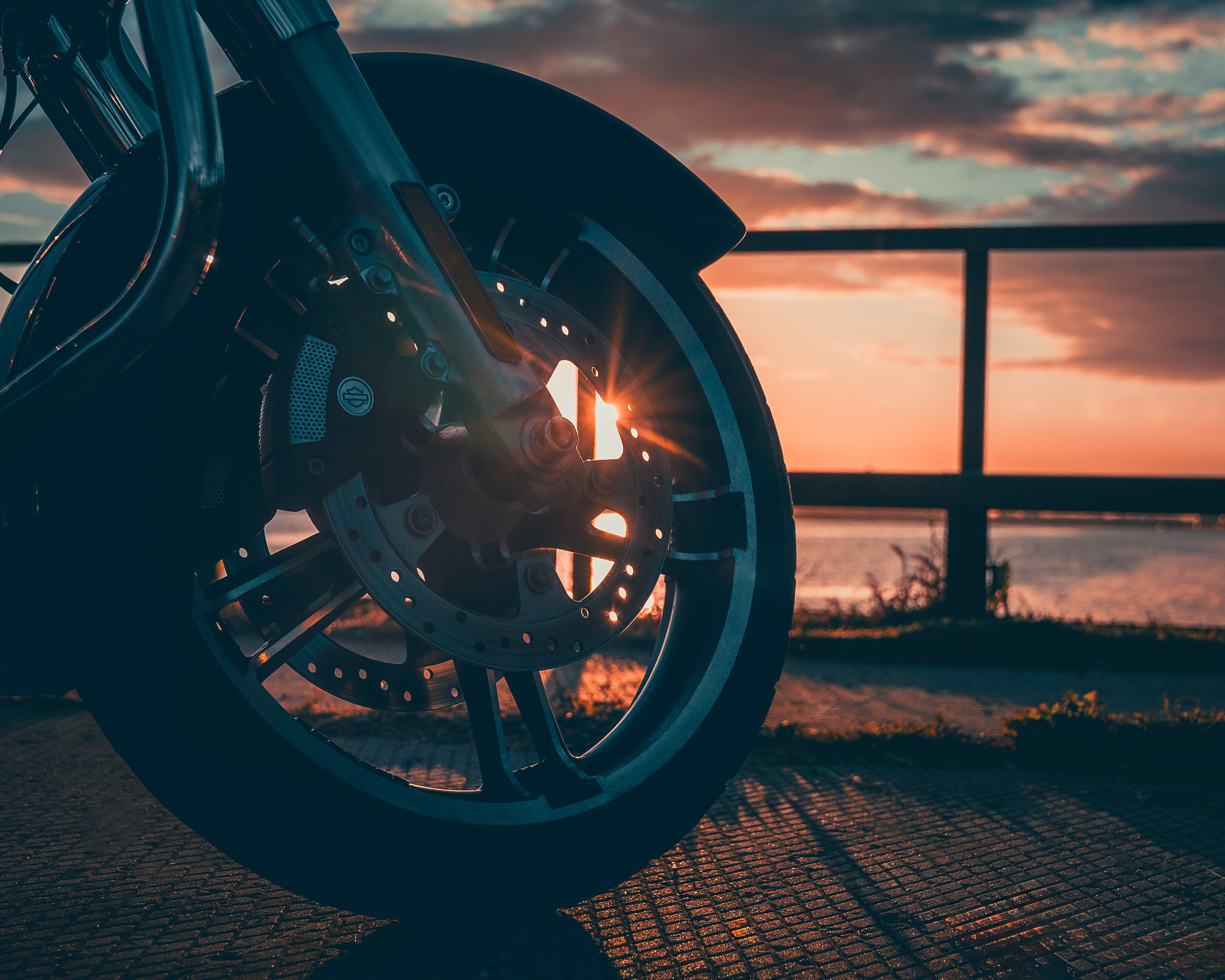 Auto un moto foto. Galvenā