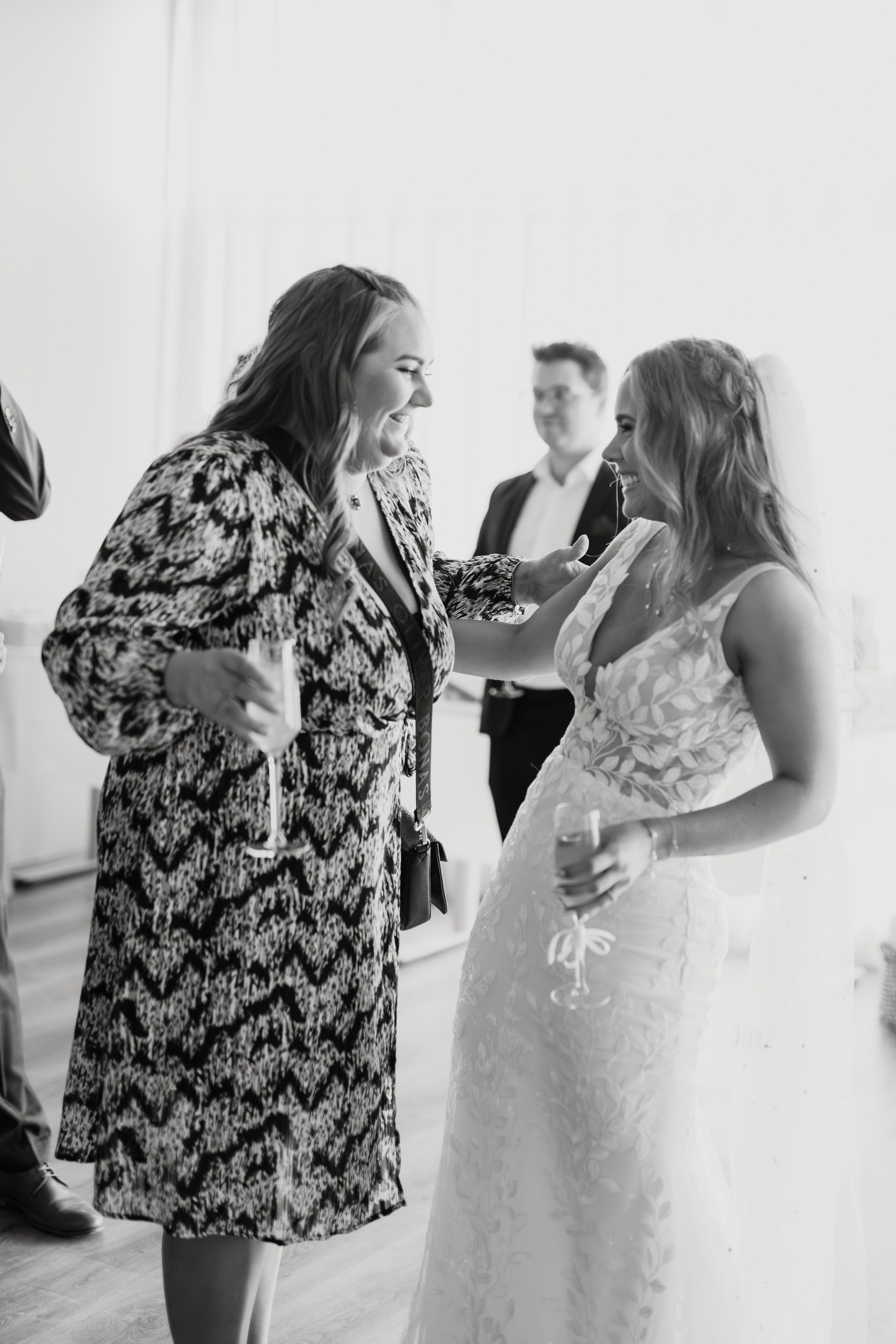 Maria and Matt. Michalina Dzianach Wedding Photographer Iceland