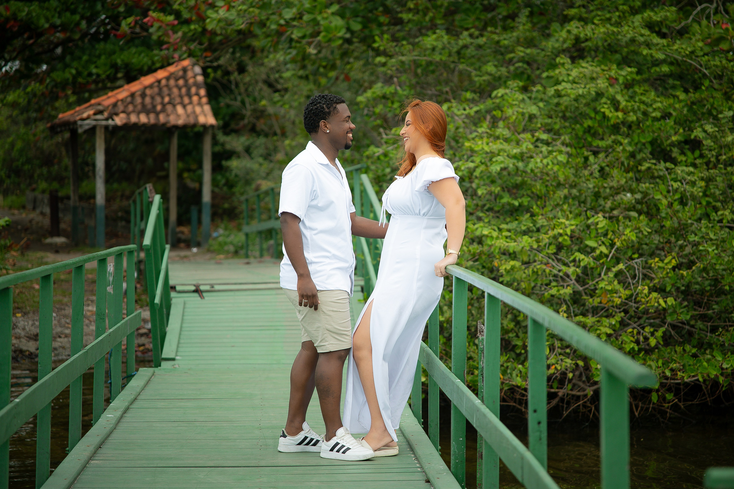 Thaís e Lenyson. Larissareisfotografa