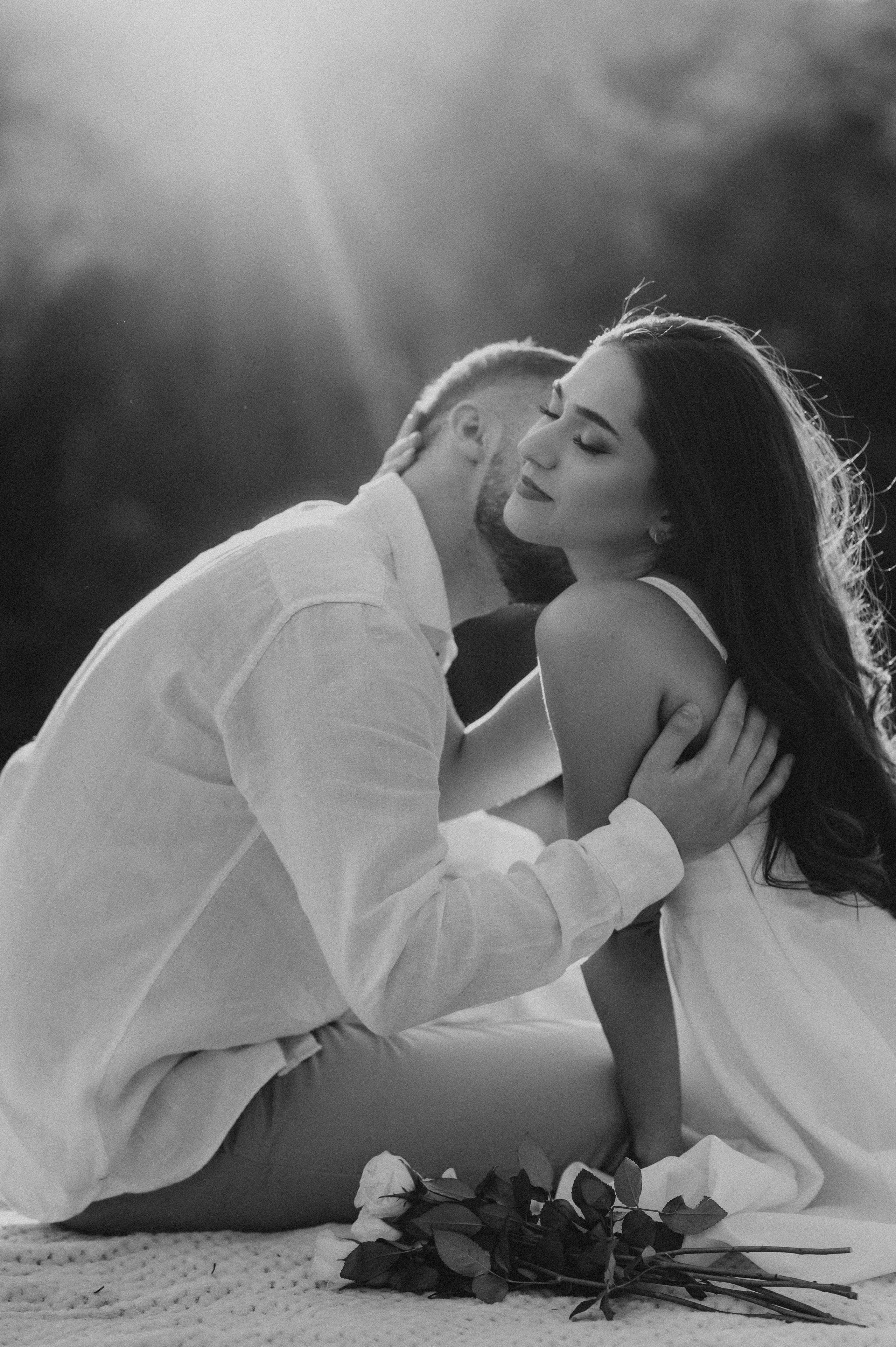 Sedinta foto save the date la apus. Proud Vision Weddings | Wedding Photography & Film — Servicii profesionale Foto Video Nunta Iasi