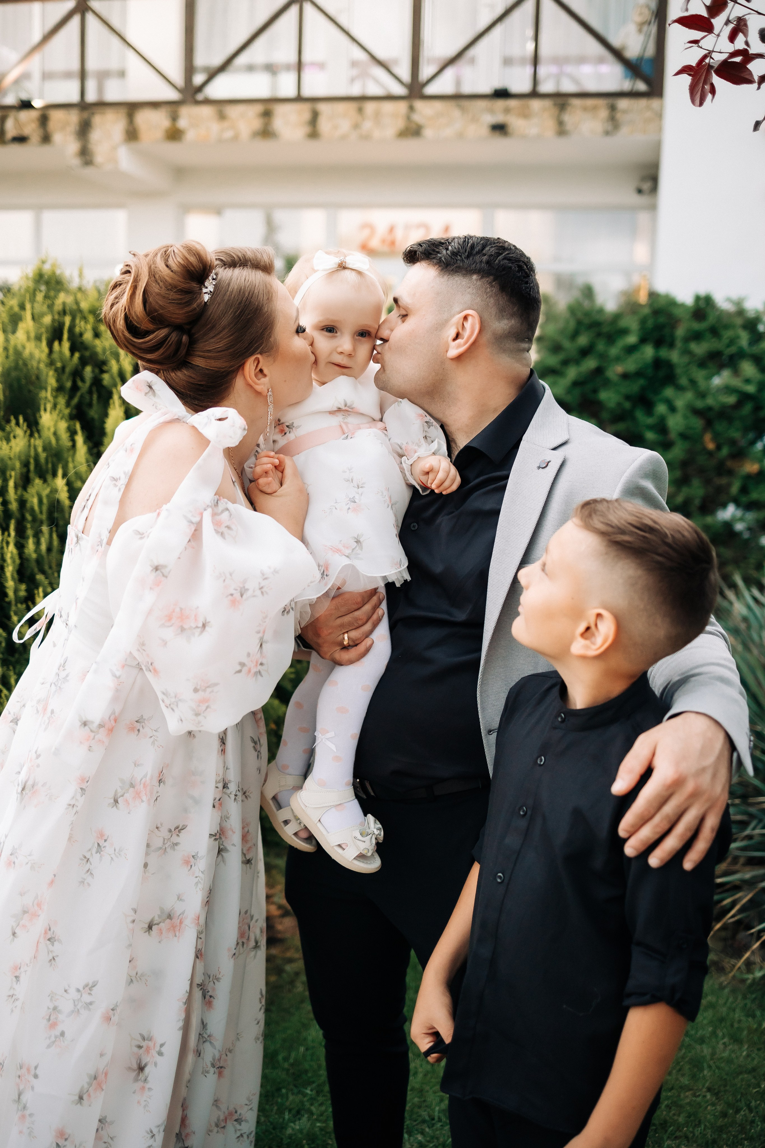Marius & Amelia. Fotograful evenimentului tău