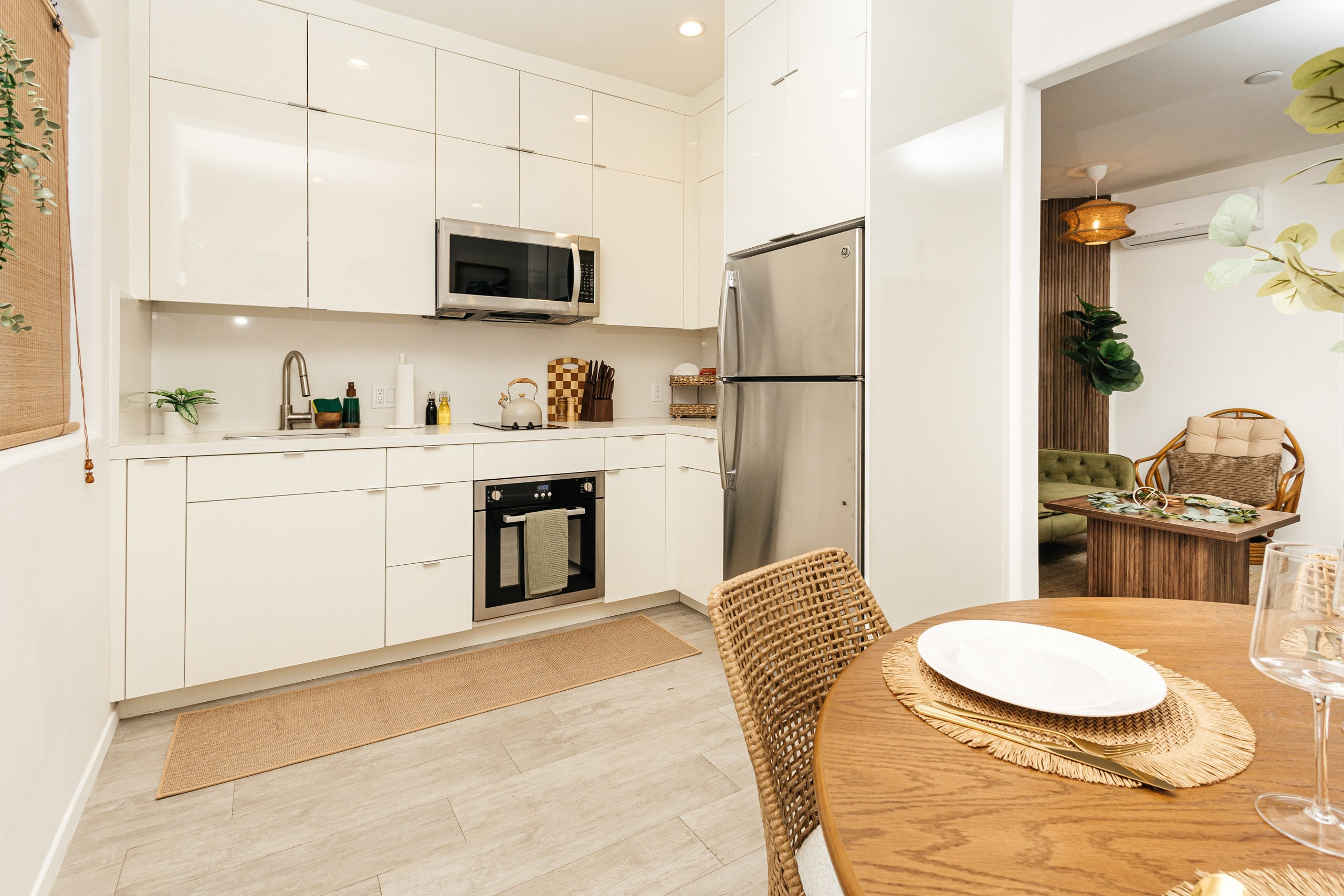 Appearance Apartments. Photographer Andrei White