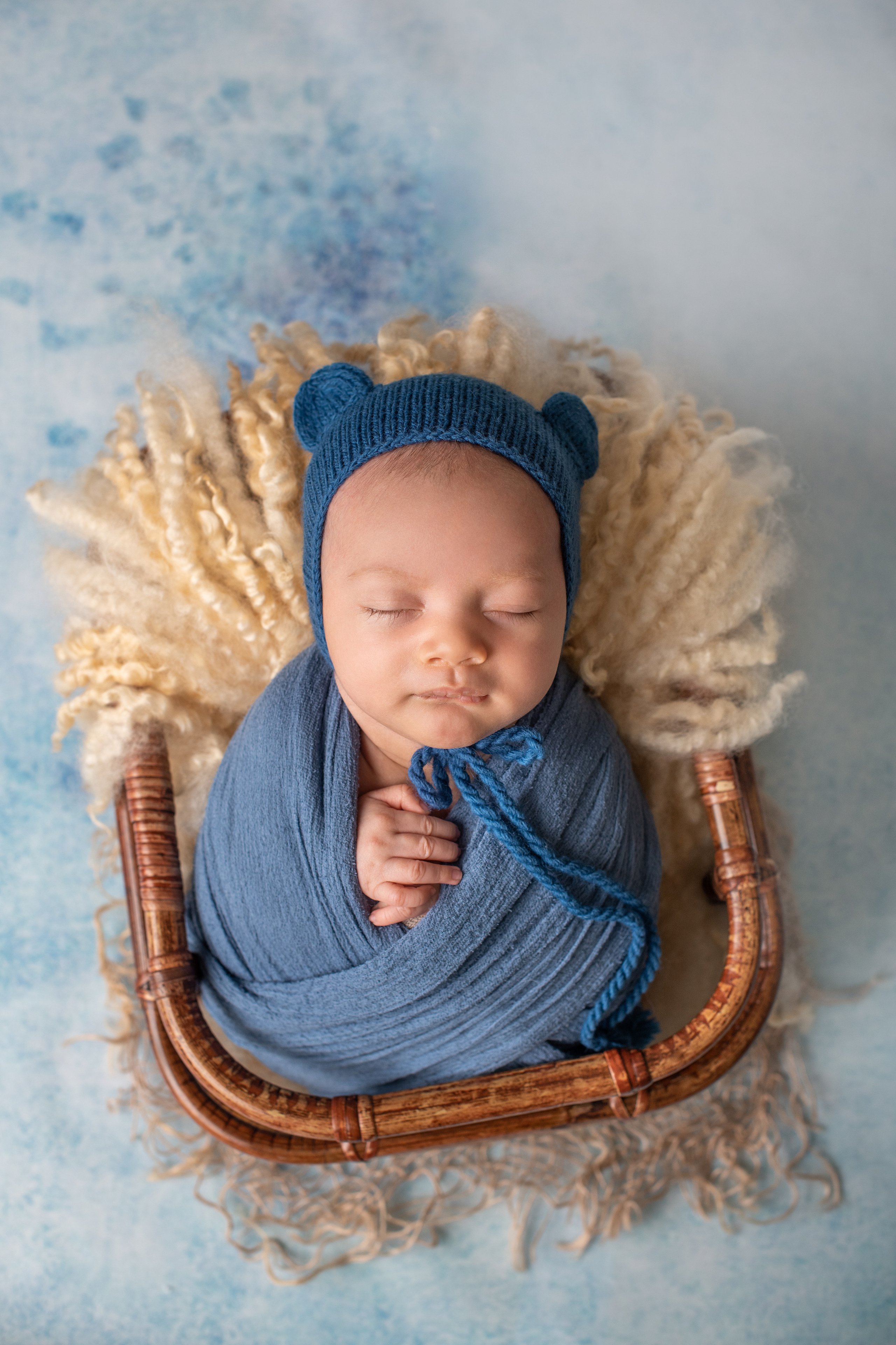 Newborn. Newborn photographer Sacramento