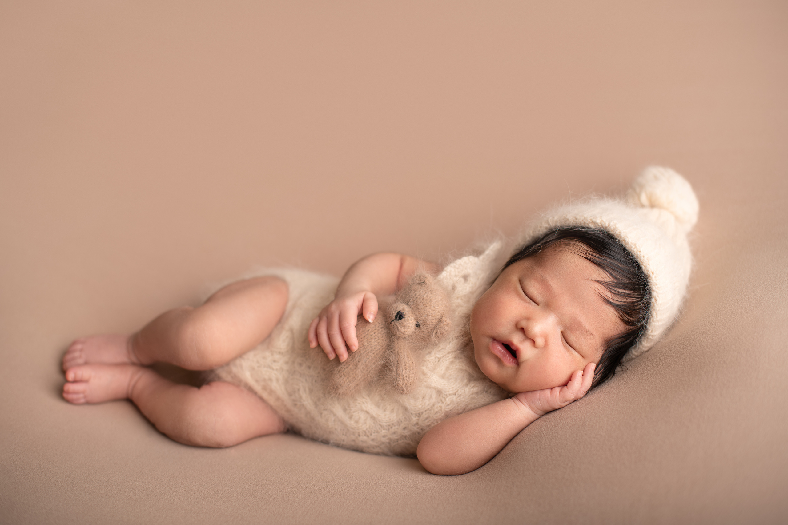 Newborn. Newborn photographer Sacramento