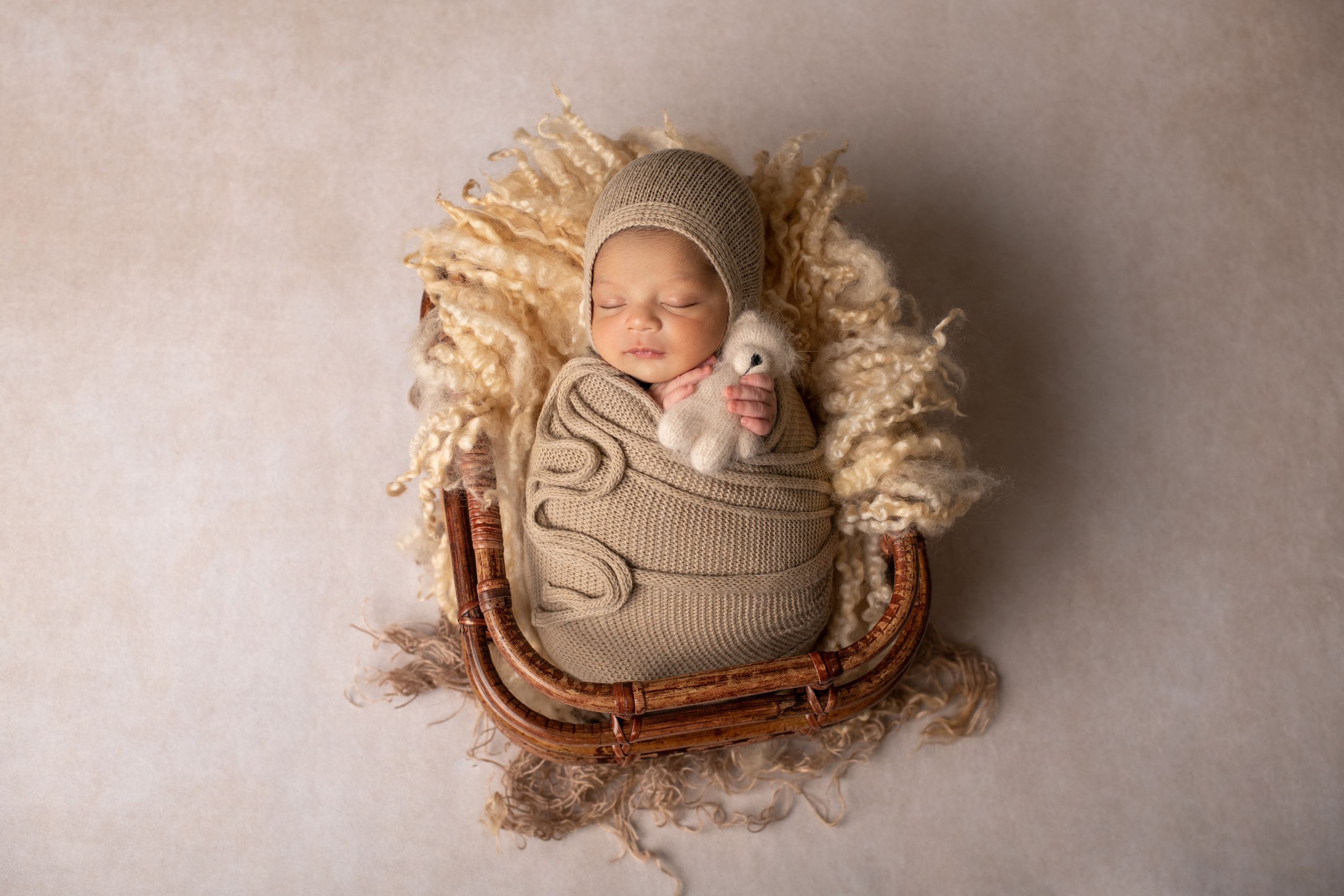 Newborn. Newborn photographer Sacramento