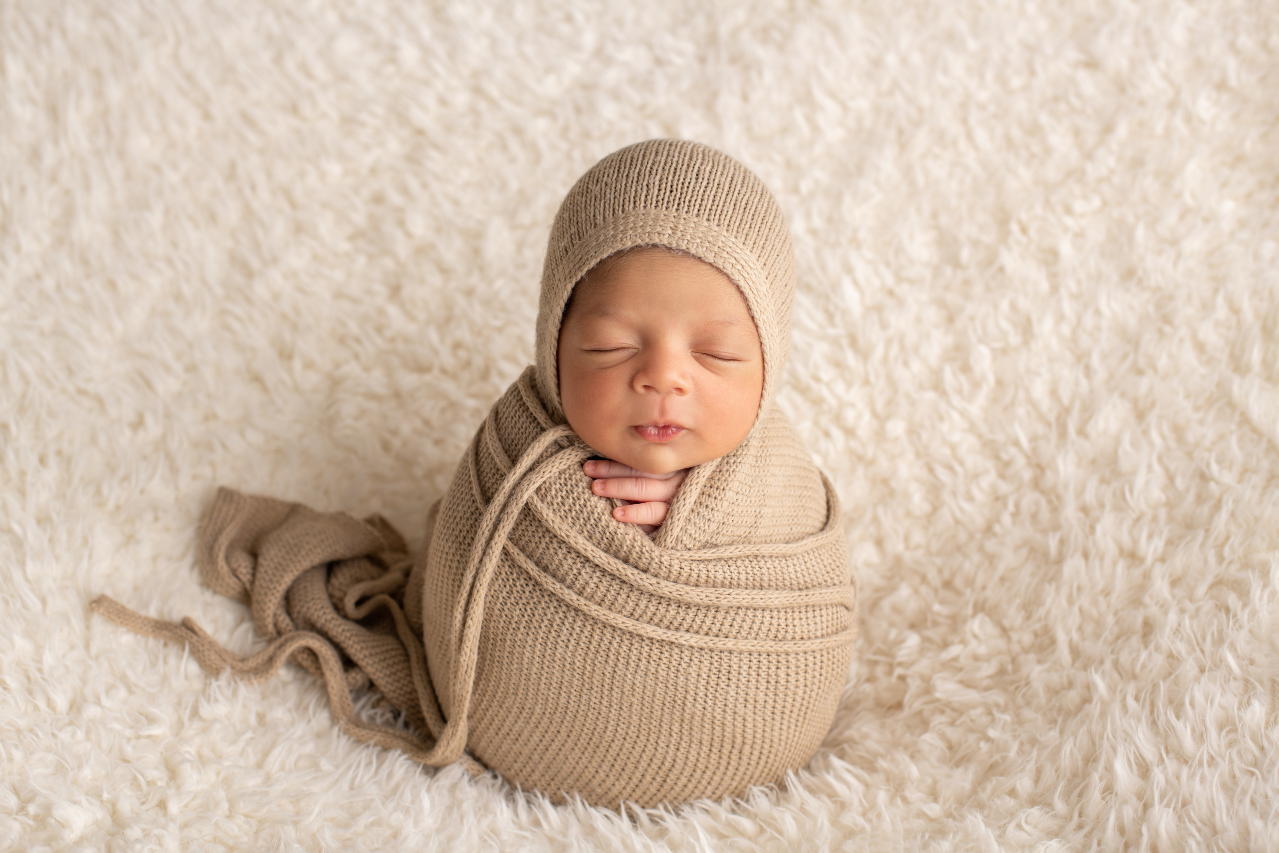 Newborn. Newborn photographer Sacramento