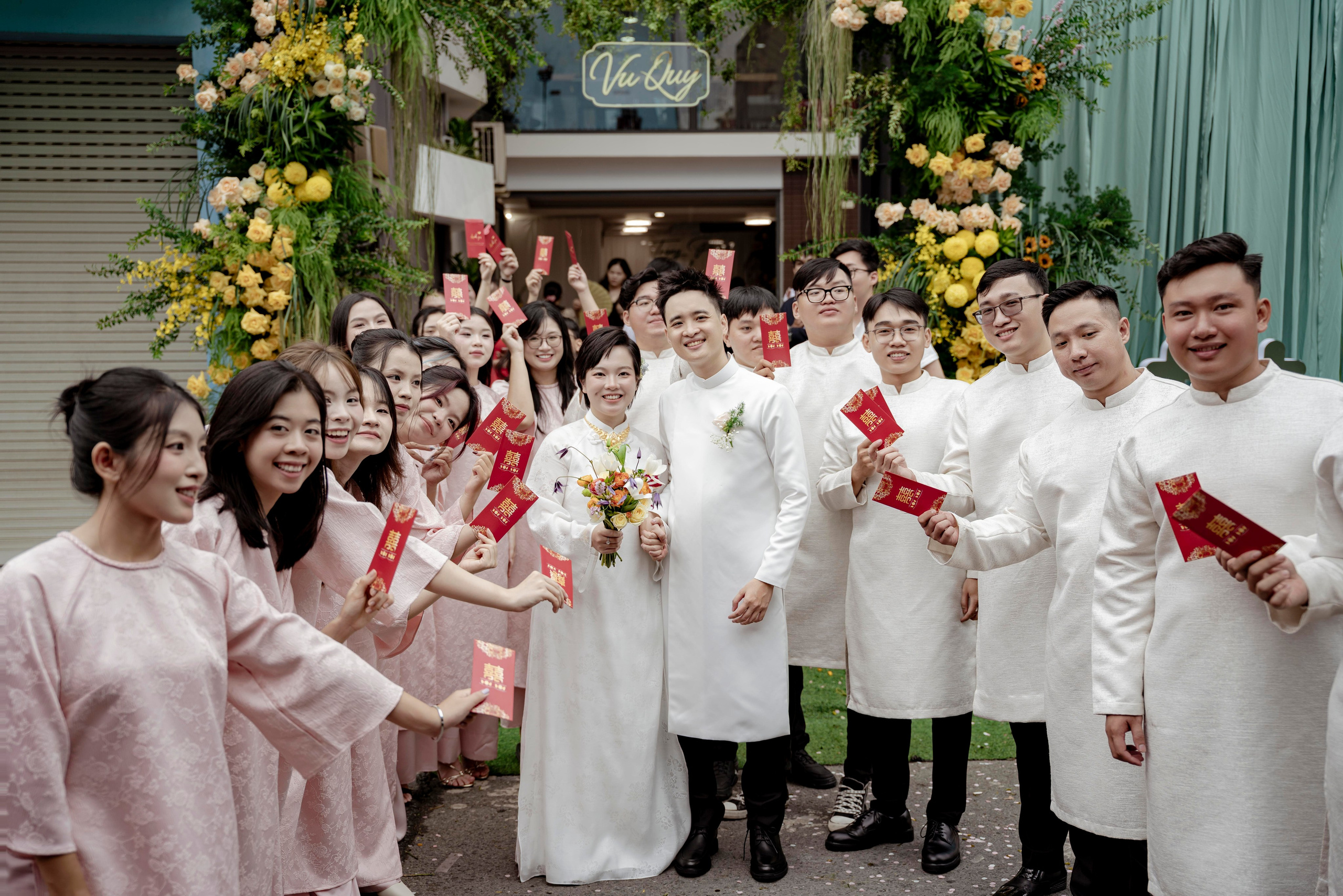 JOE & MIA. WEDDING PHOTOGRAPHER IN VIETNAM