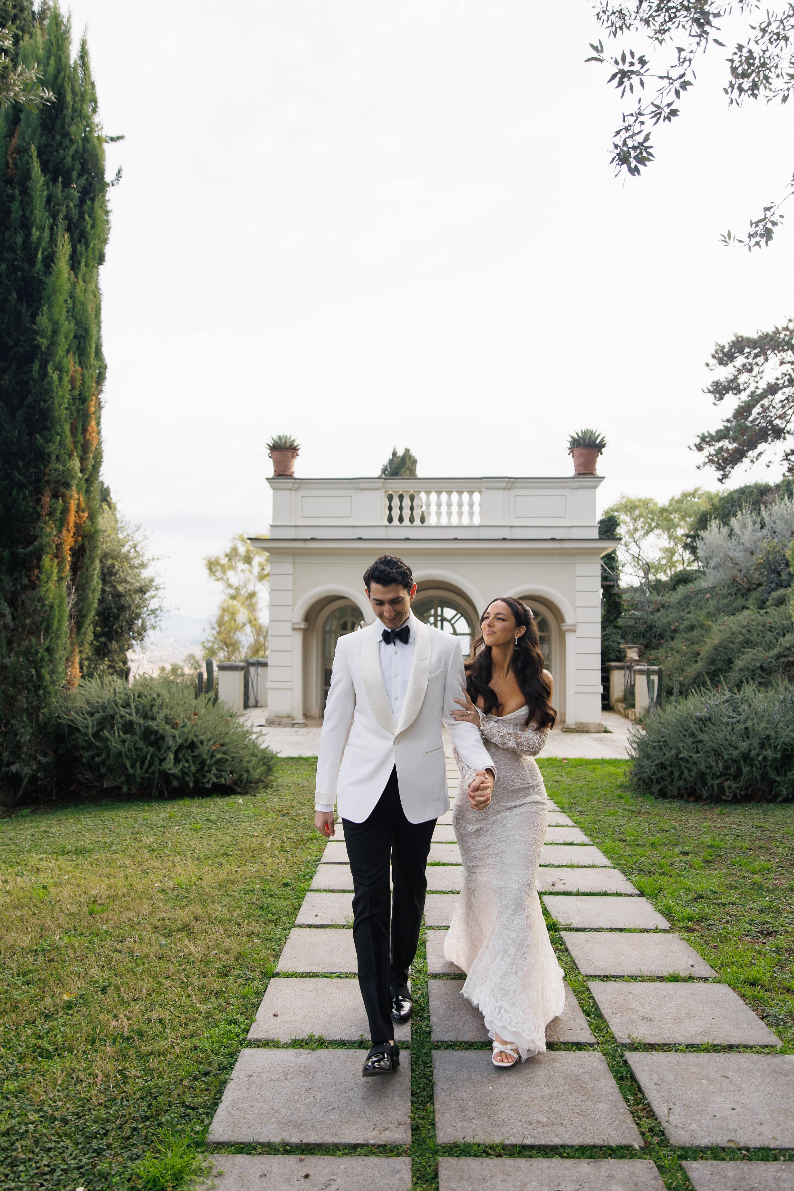 Wedding Photographer villa Miani. Wedding Photographer Rome Tuscany Como Sicily Puglia Amalfy Italy- Oksana Savenchuk