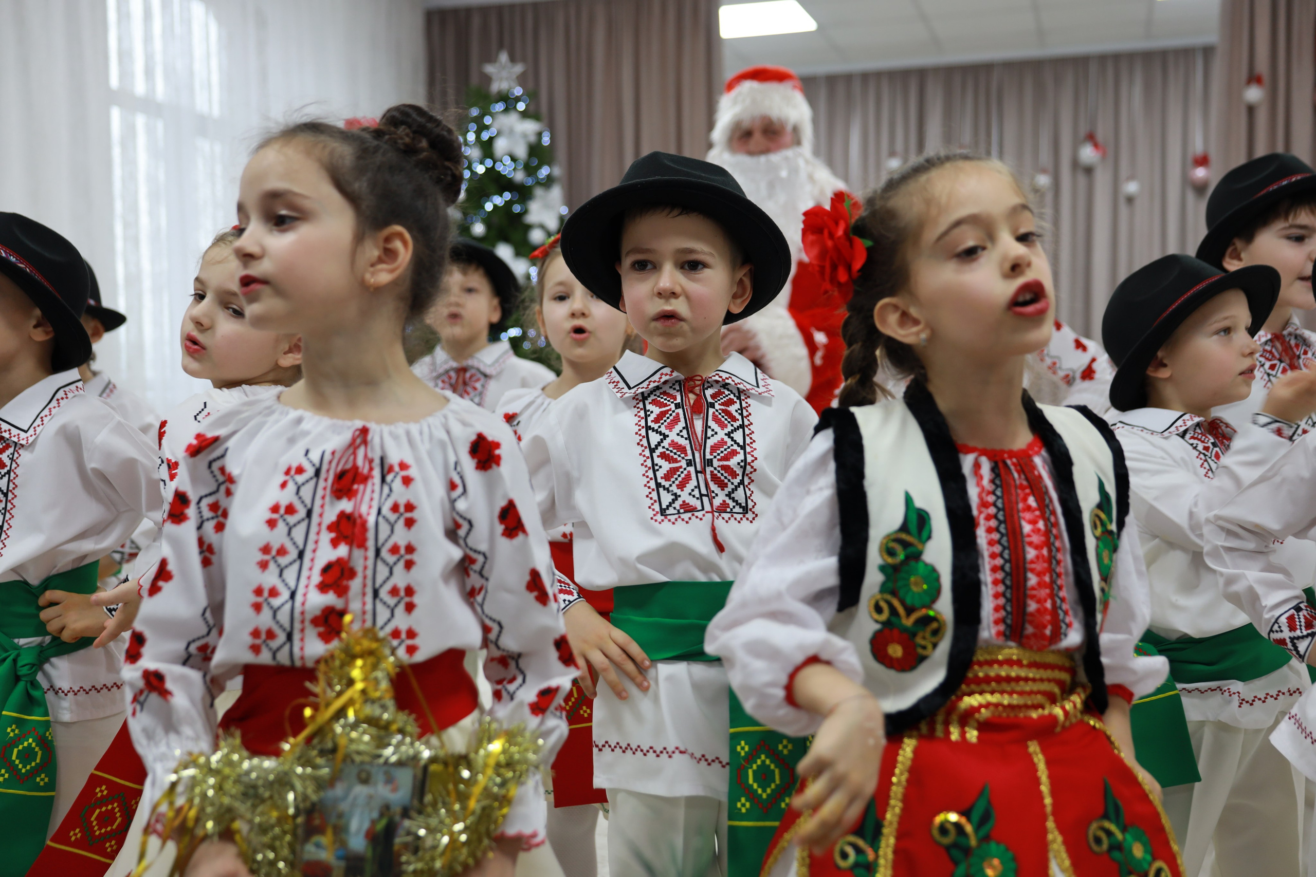 Magia iernii în ochi de copil.... Alika Dia- Fotograf în Republica Moldova, Strășeni