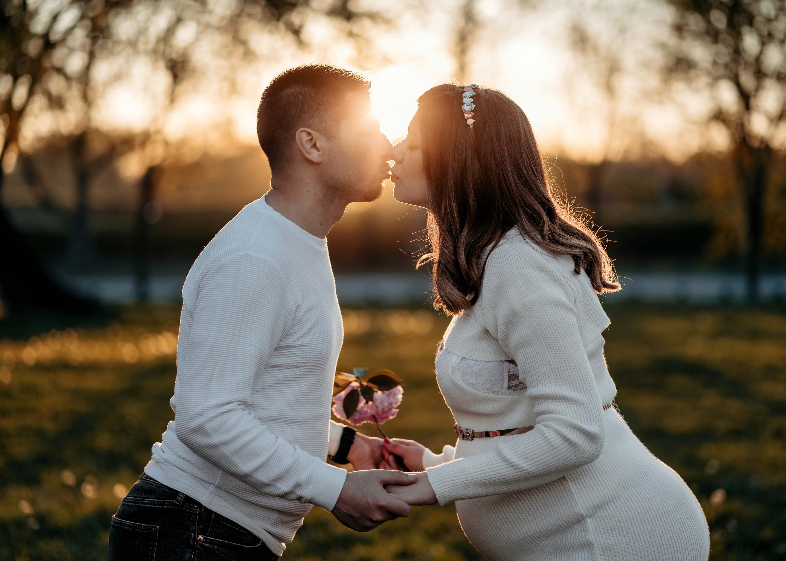 FOTOGRAFISANJE TRUDNICA. DEČIJI FOTOGRAF BEOGRAD|NOVOGODISNJE FOTOGRAFISANJE|CAKE SMASH