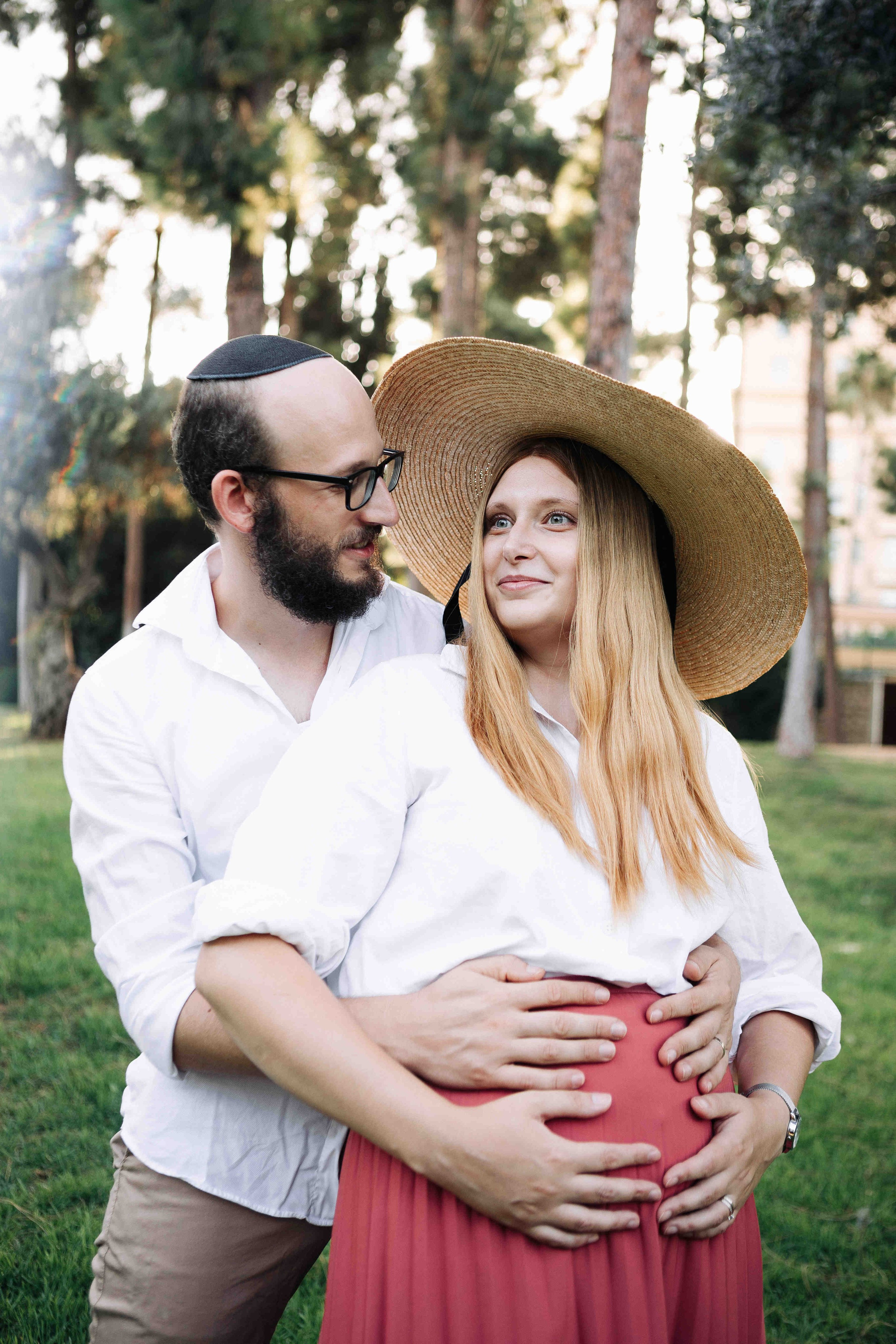 COZY PHOTO SESSION WITH A SWING. Https://shi-photo.com/