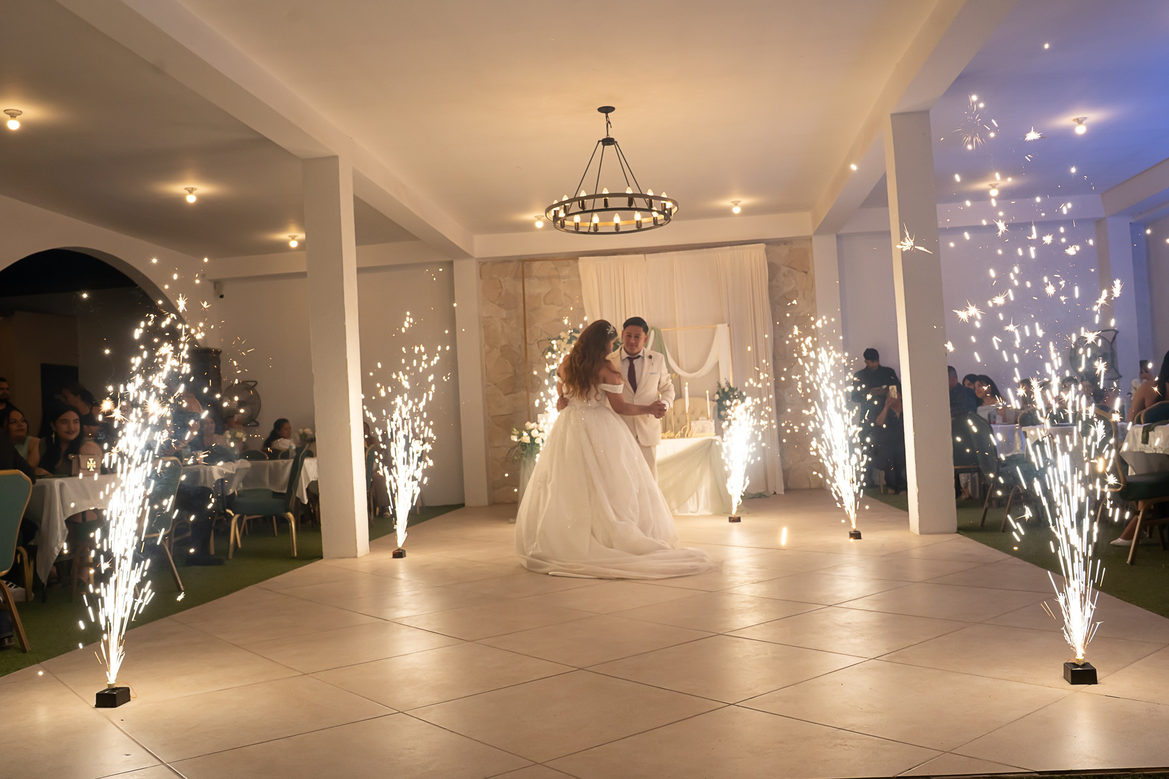Bodas. Https://fotorecuerdosjrz.com/