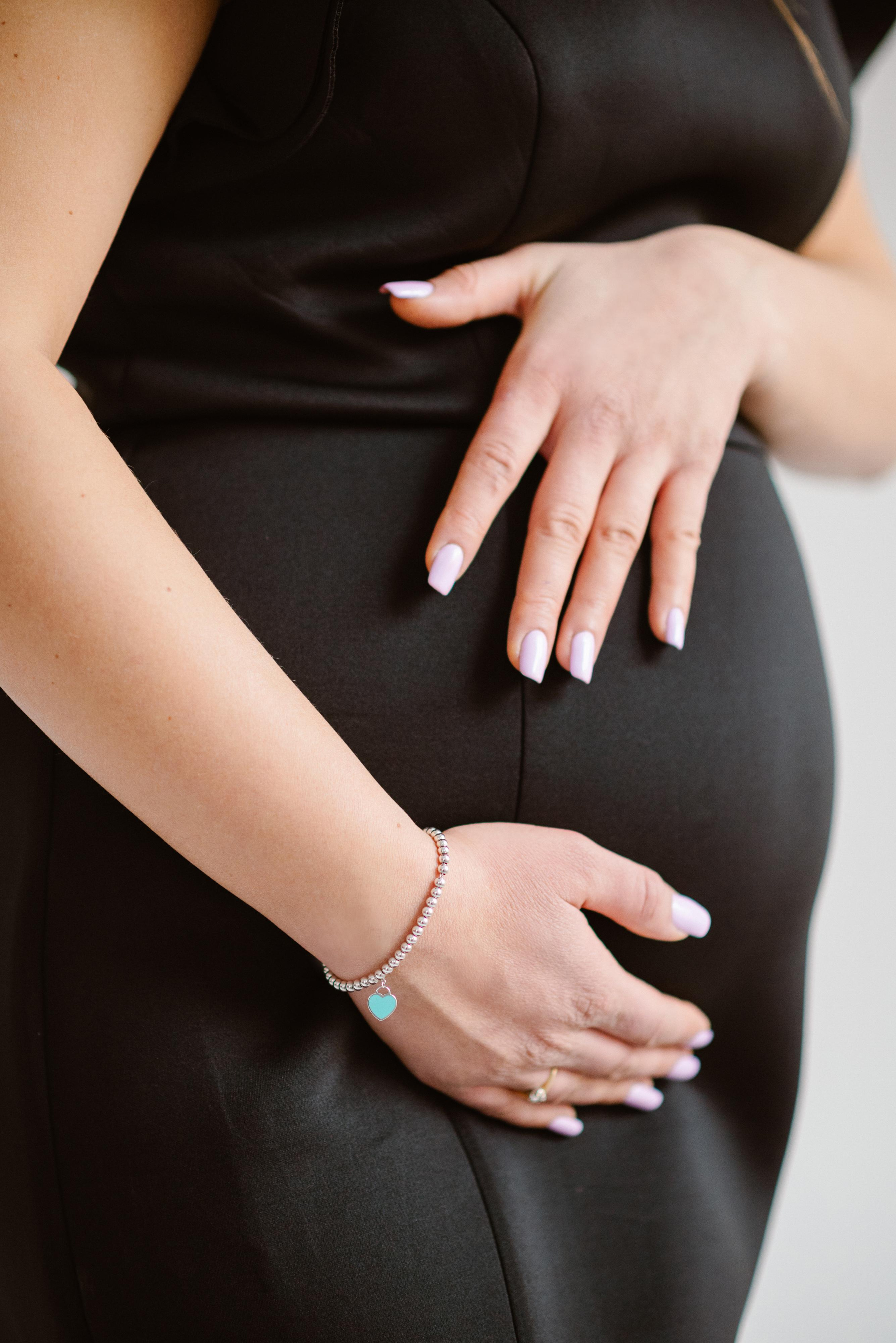 Brzuskowa sesja. Wedding photographer Warsaw and Europe