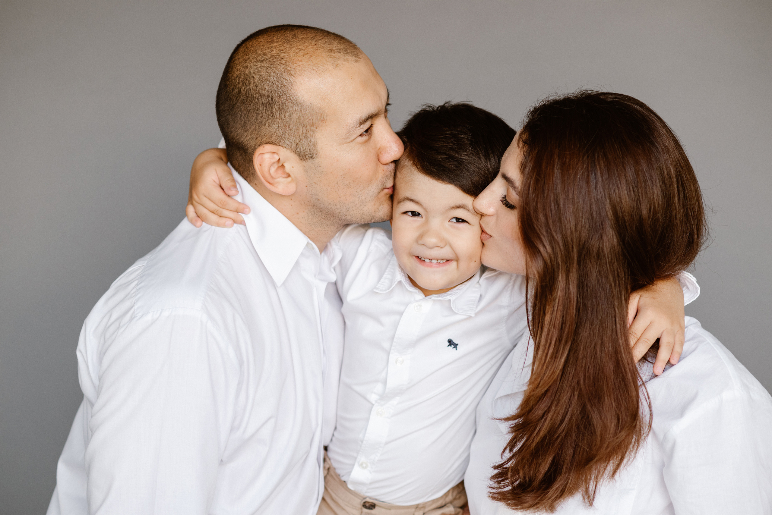 Kristina, Rodzisław, Andrzej i Mikołaj. Wedding photographer Warsaw and Europe