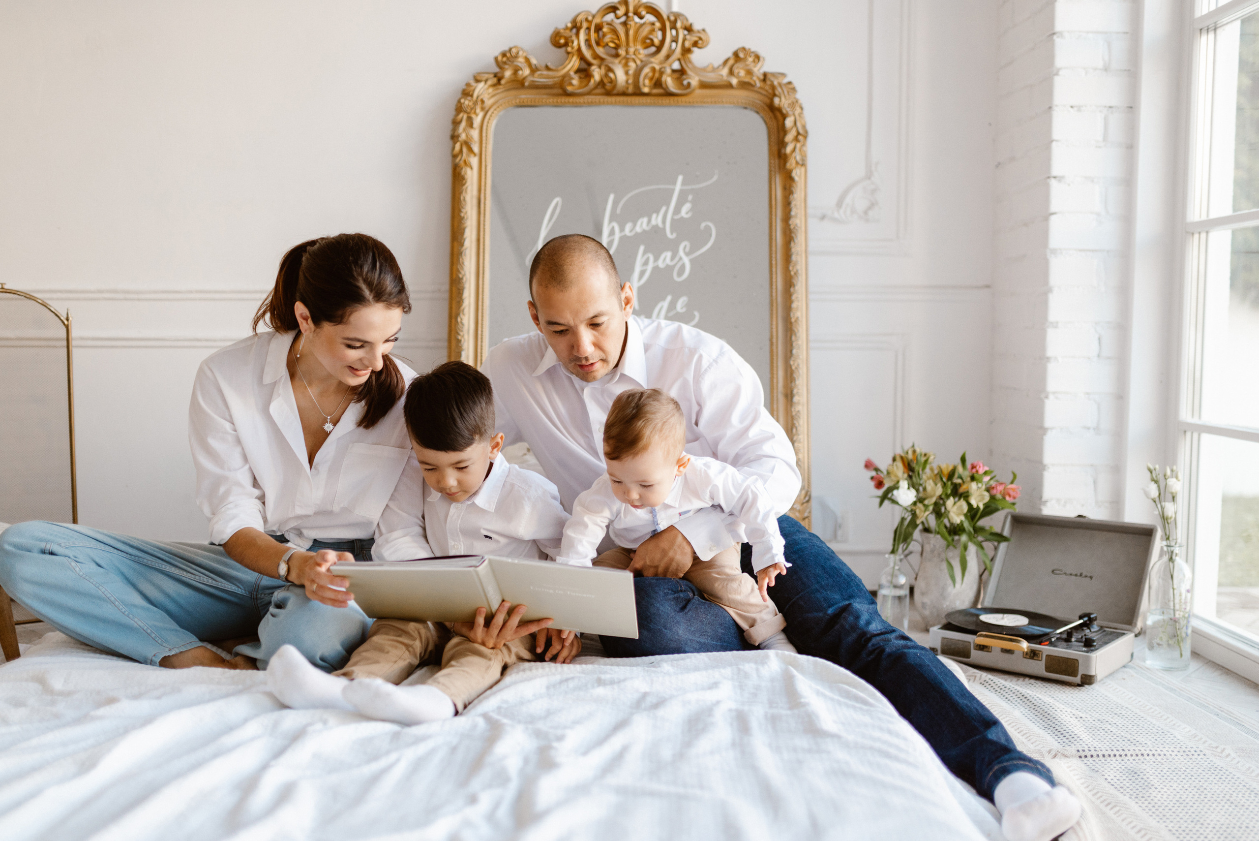 Kristina, Rodzisław, Andrzej i Mikołaj. Wedding photographer Warsaw and Europe