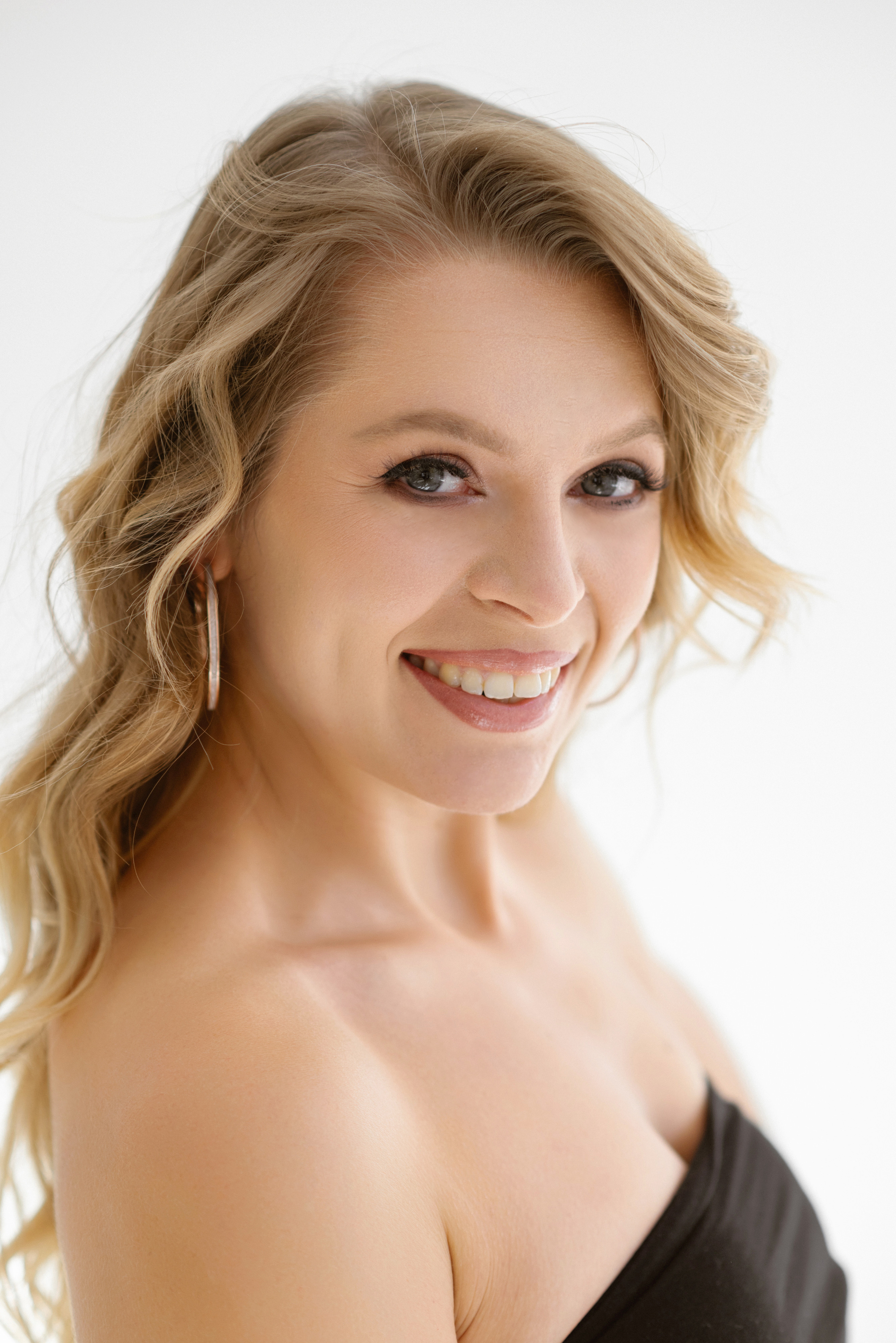 Violetta. Wedding photographer Warsaw and Europe