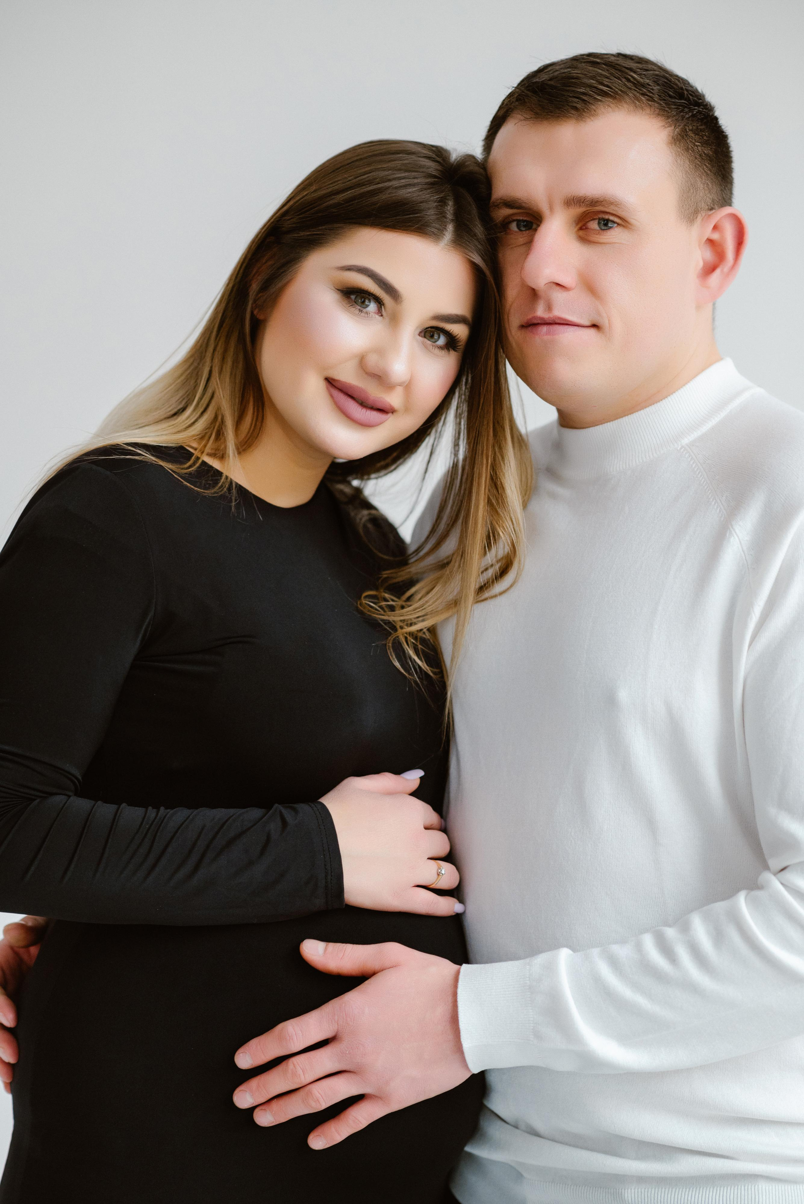 Brzuskowa sesja. Wedding photographer Warsaw and Europe