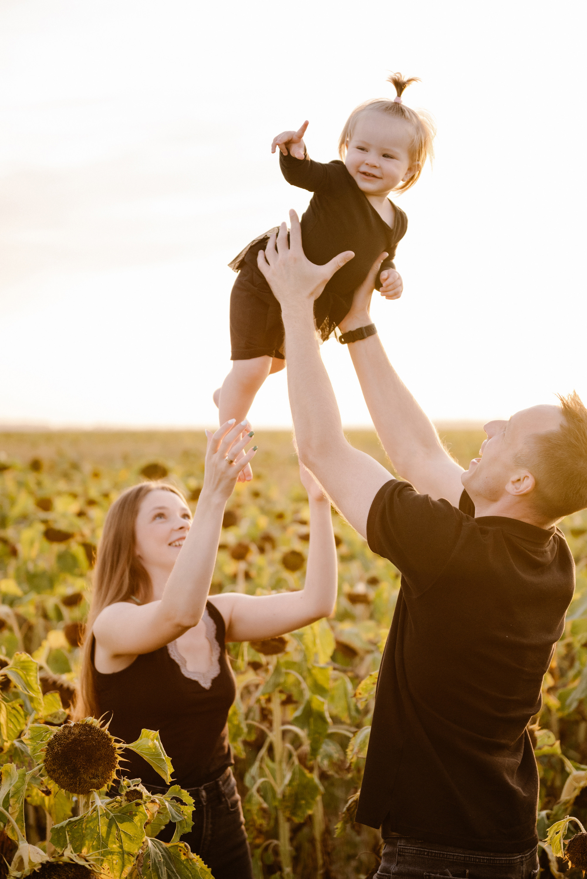 Dmitryj, Aliona i Kira. Wedding photographer Warsaw and Europe