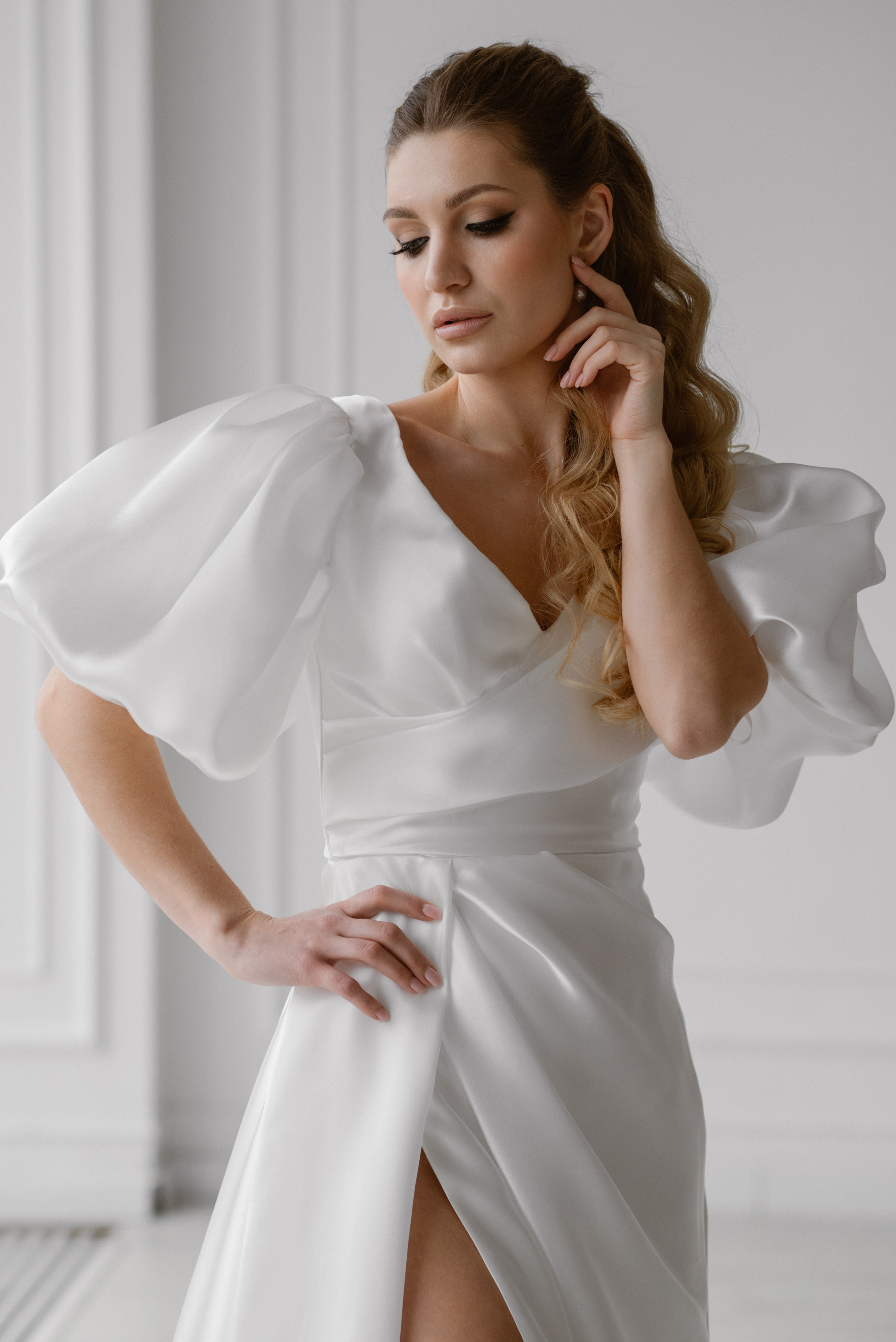 Suknia ślubna. Wedding photographer Warsaw and Europe