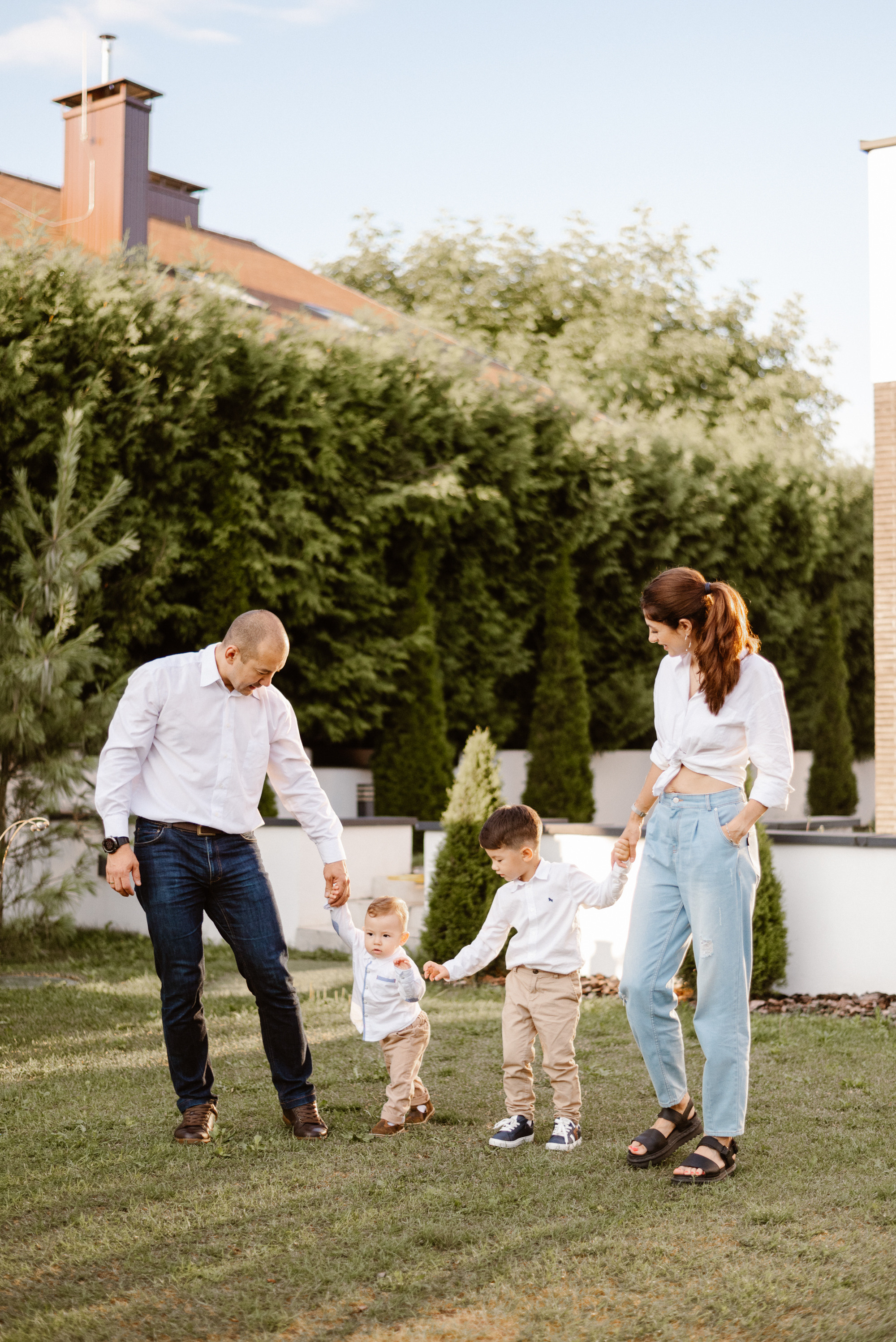 Kristina, Rodzisław, Andrzej i Mikołaj. Wedding photographer Warsaw and Europe